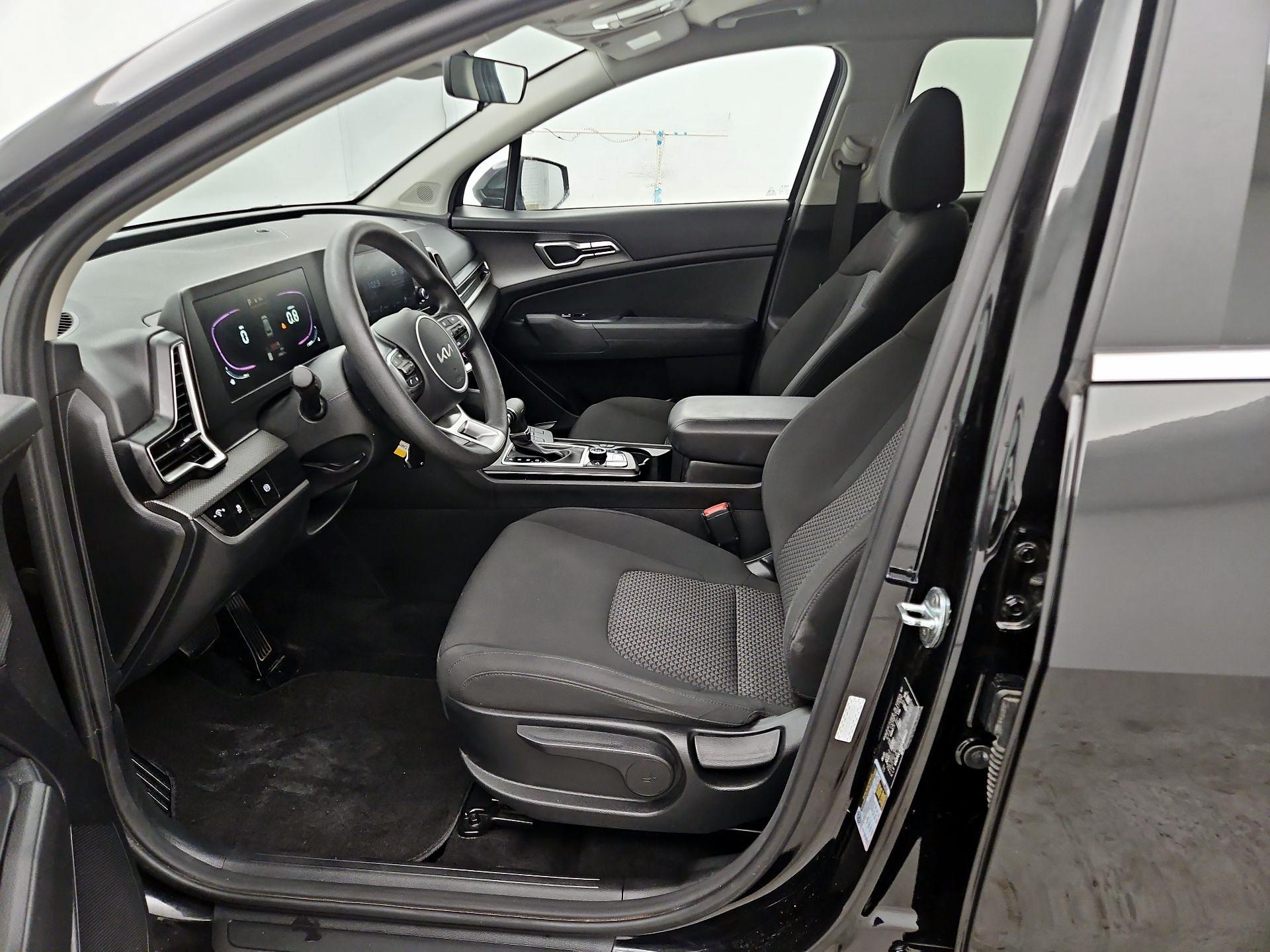 Thumbnail: 2023 Kia Sportage - 11