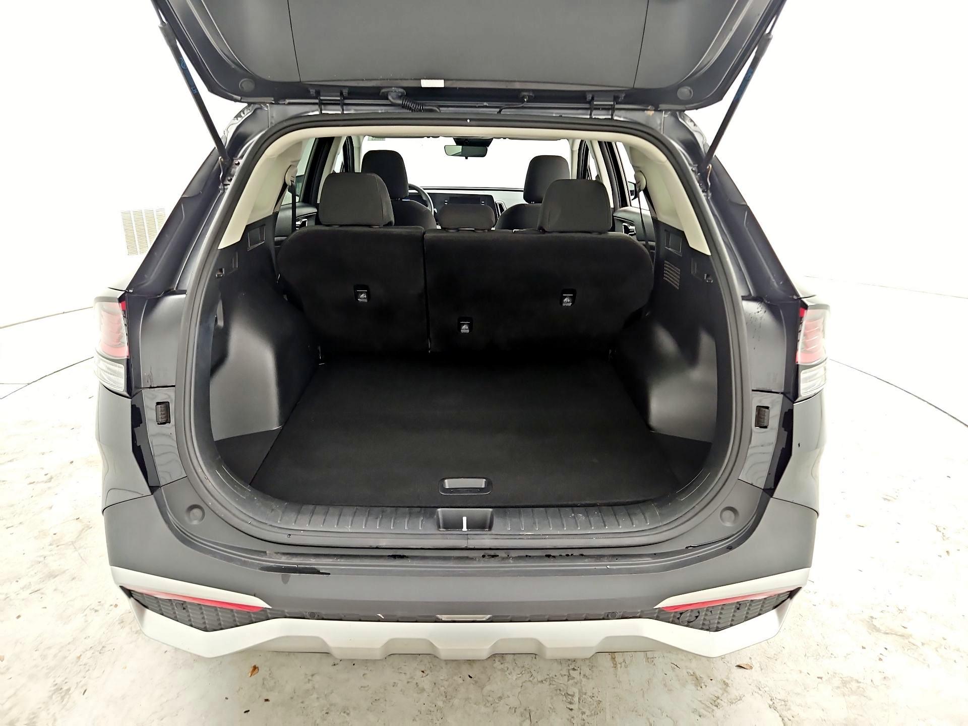 Thumbnail: 2023 Kia Sportage - 20