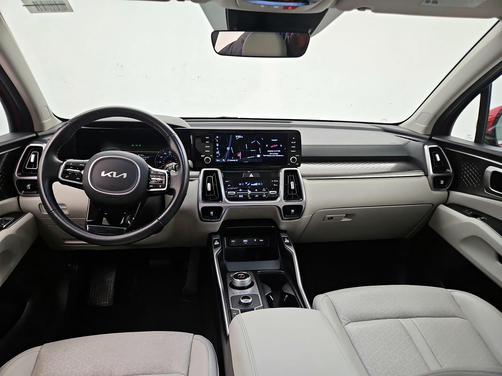 Thumbnail: 2023 Kia Sorento - 9