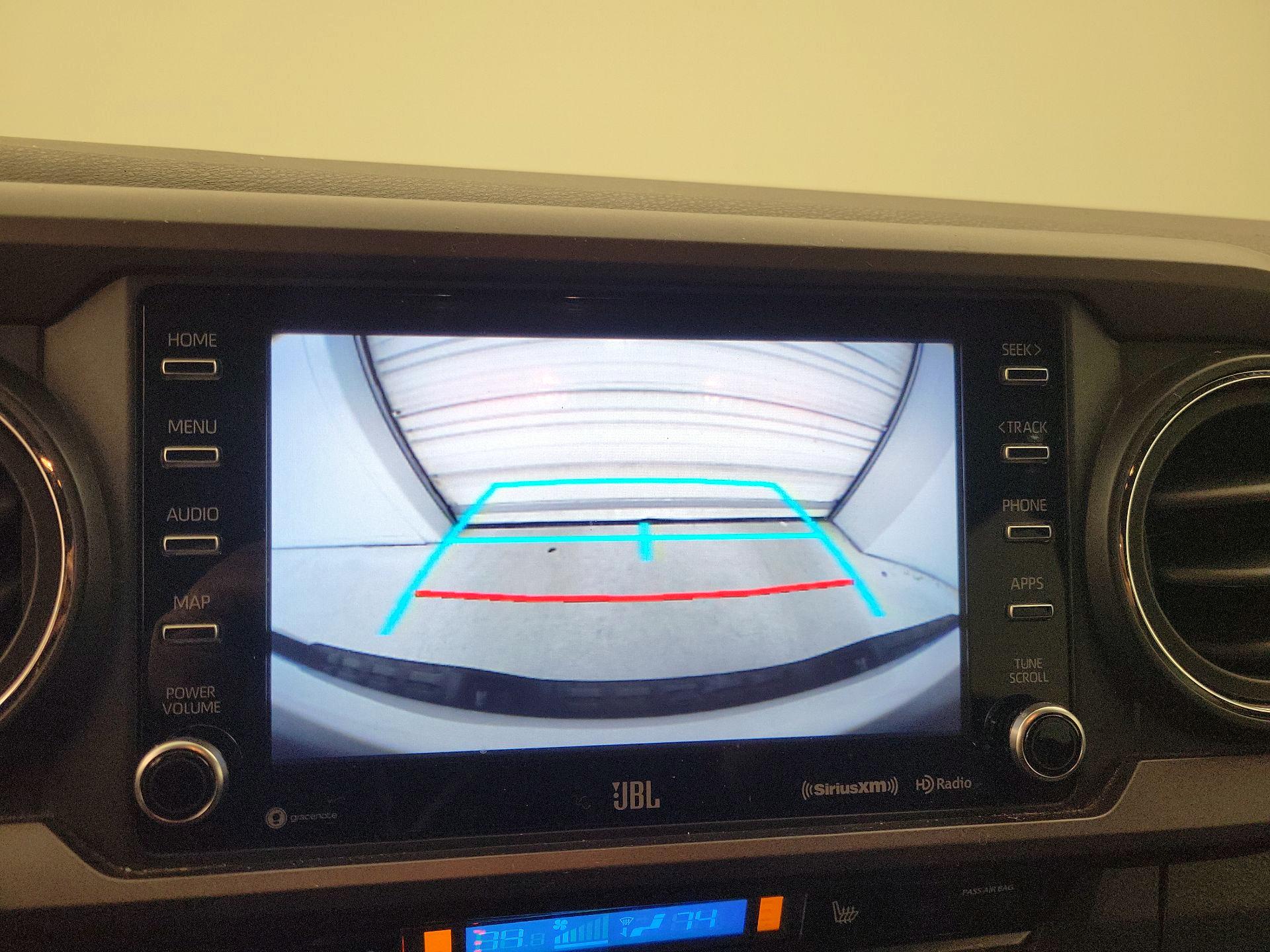 Thumbnail: 2020 Toyota Tacoma - 15