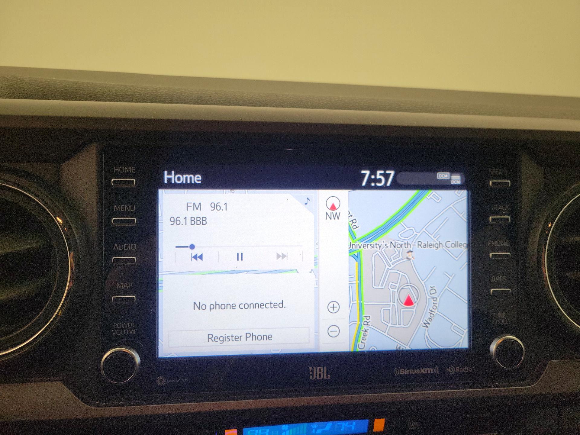 Thumbnail: 2020 Toyota Tacoma - 16