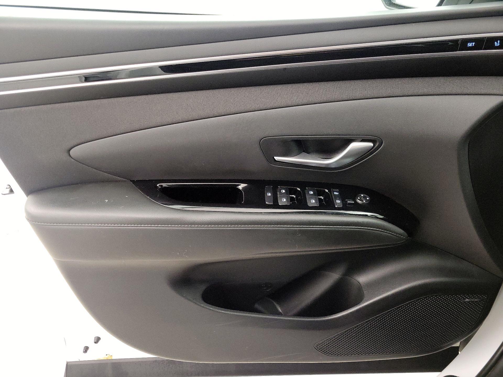 Thumbnail: 2022 Hyundai Tucson - 12