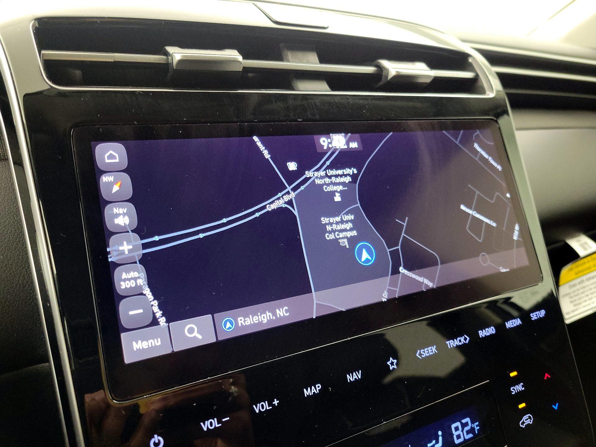 Thumbnail: 2022 Hyundai Tucson - 14