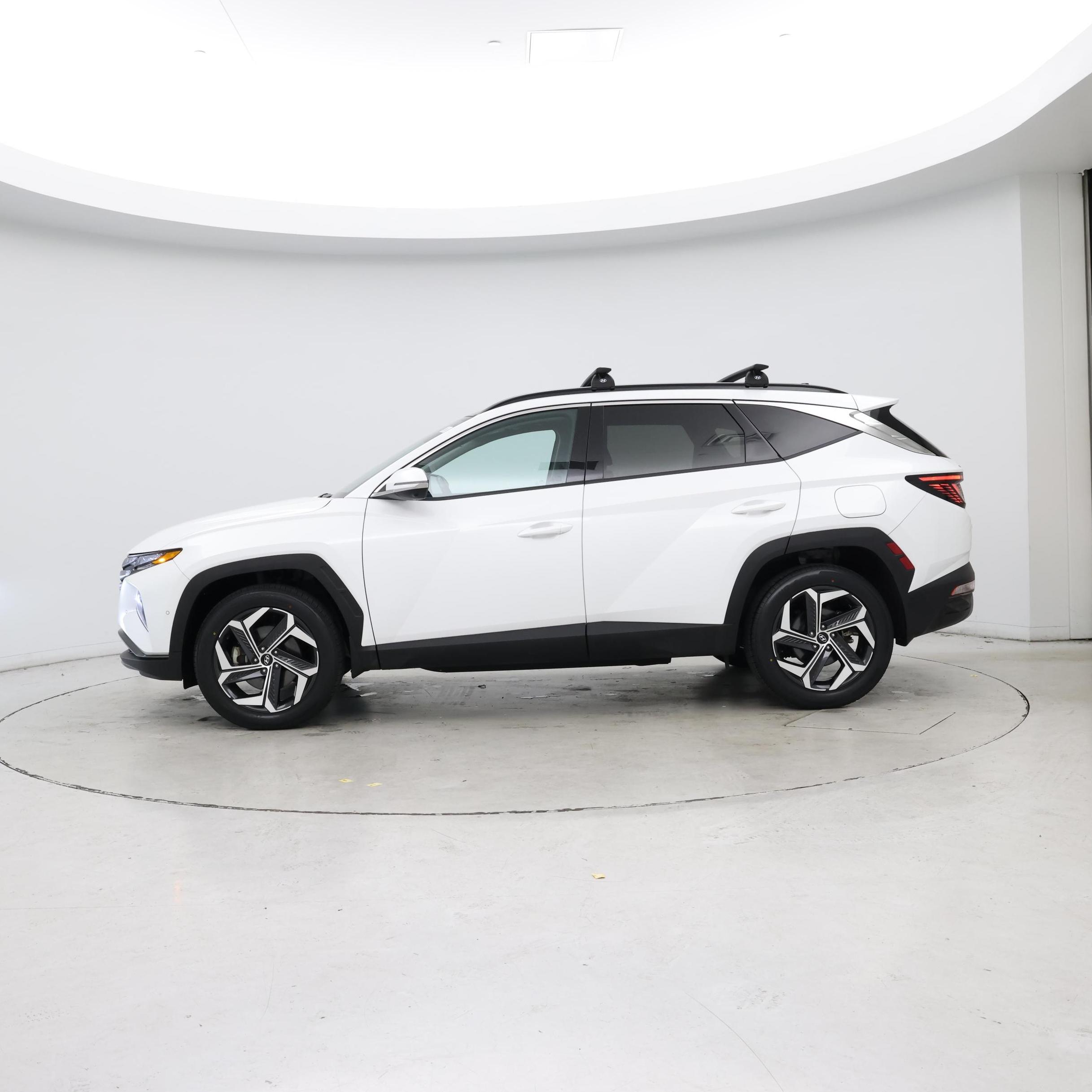 Thumbnail: 2022 Hyundai Tucson - 3