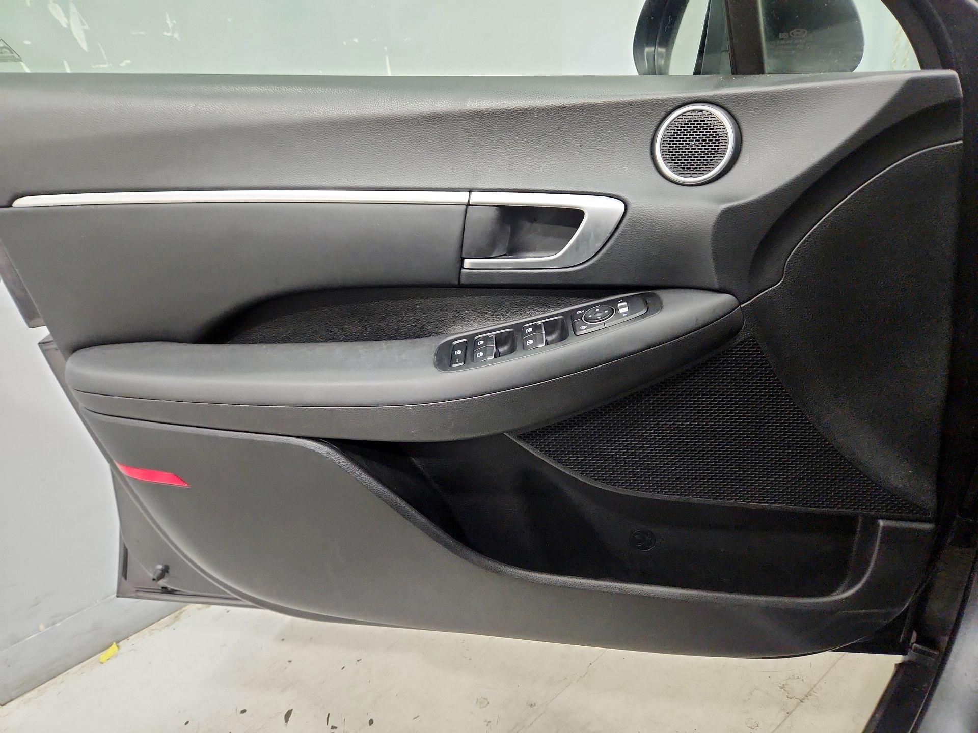 Thumbnail: 2021 Hyundai Sonata - 12