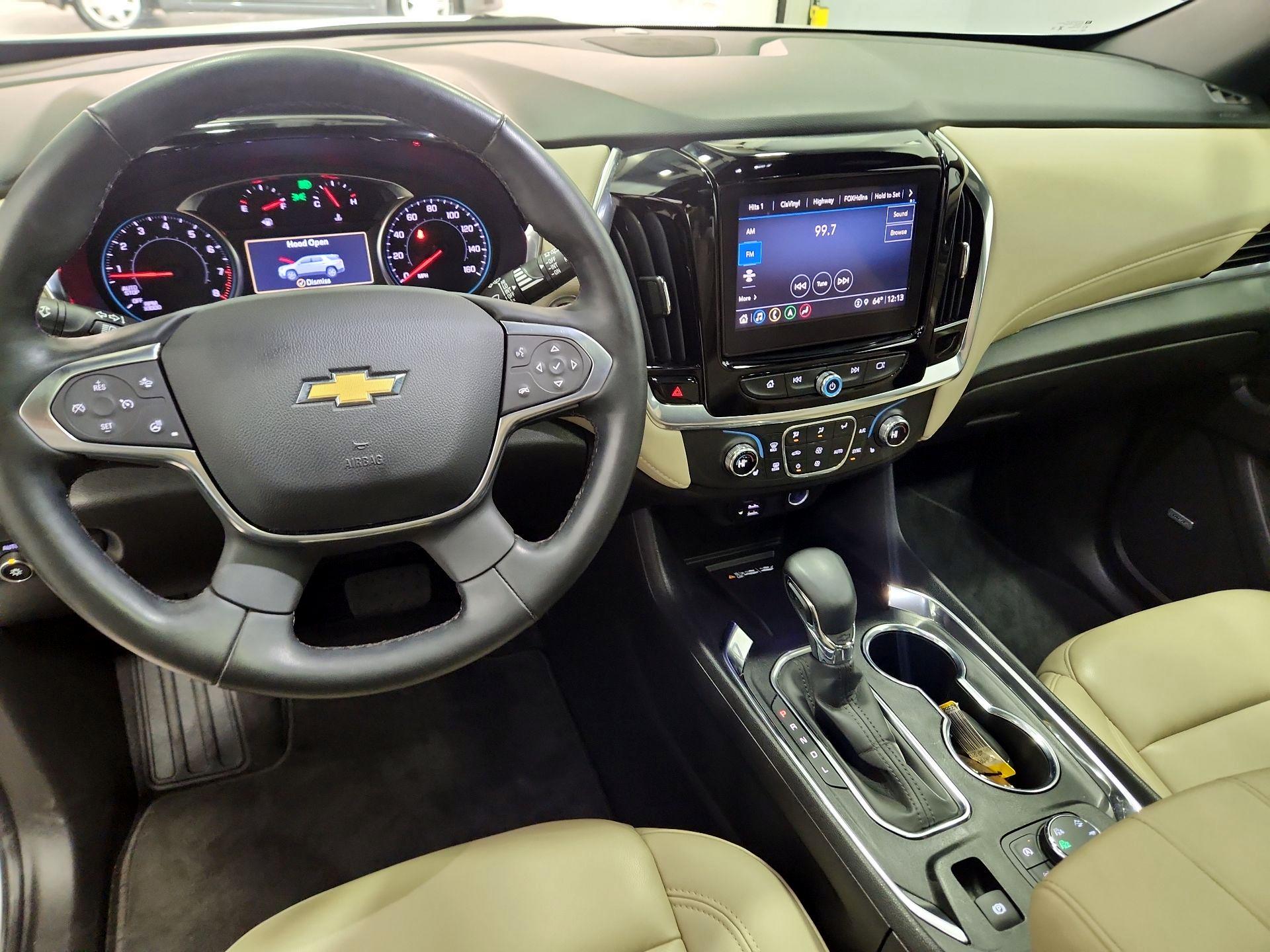 Thumbnail: 2023 Chevrolet Traverse - 9