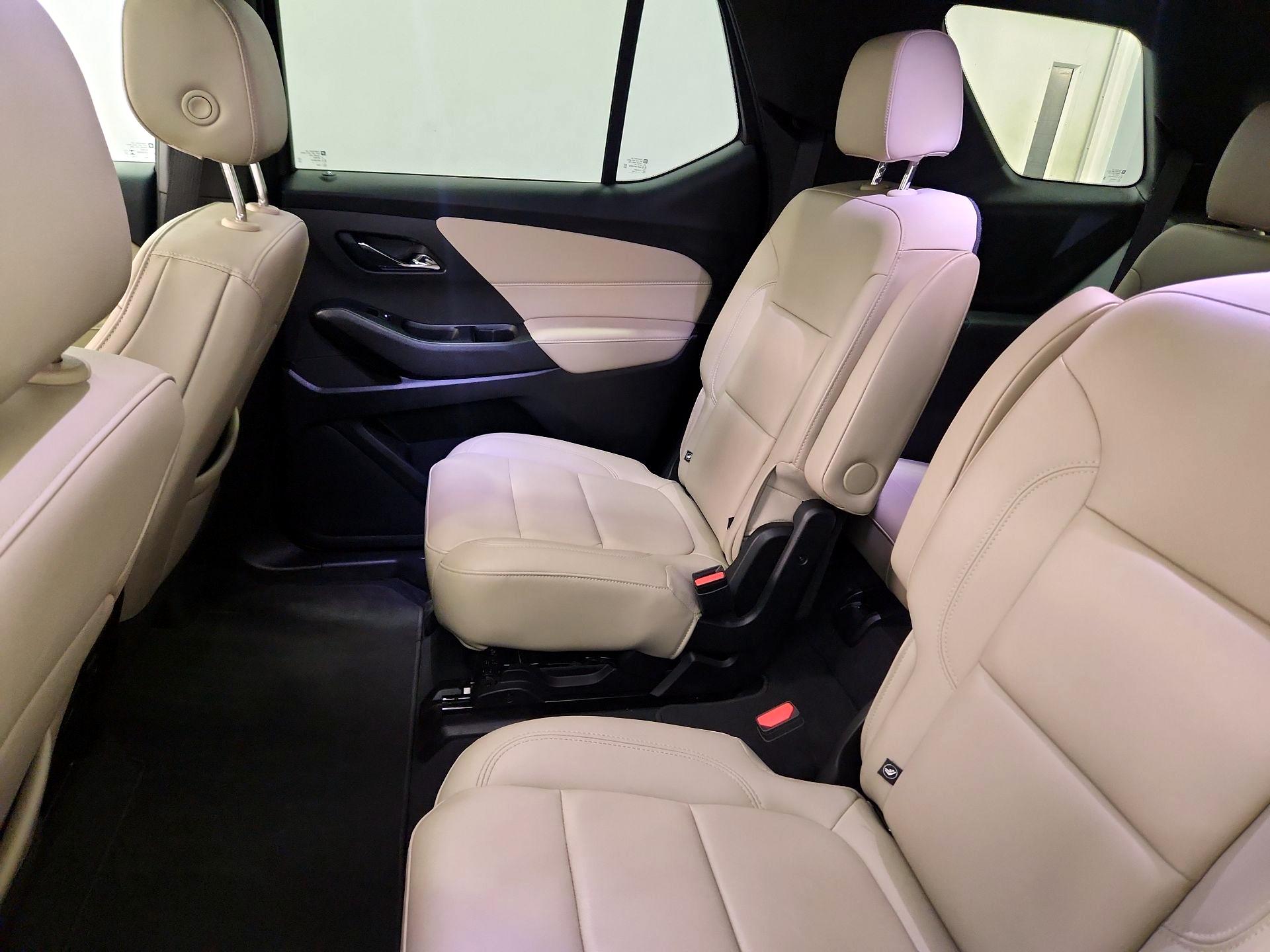 Thumbnail: 2023 Chevrolet Traverse - 20