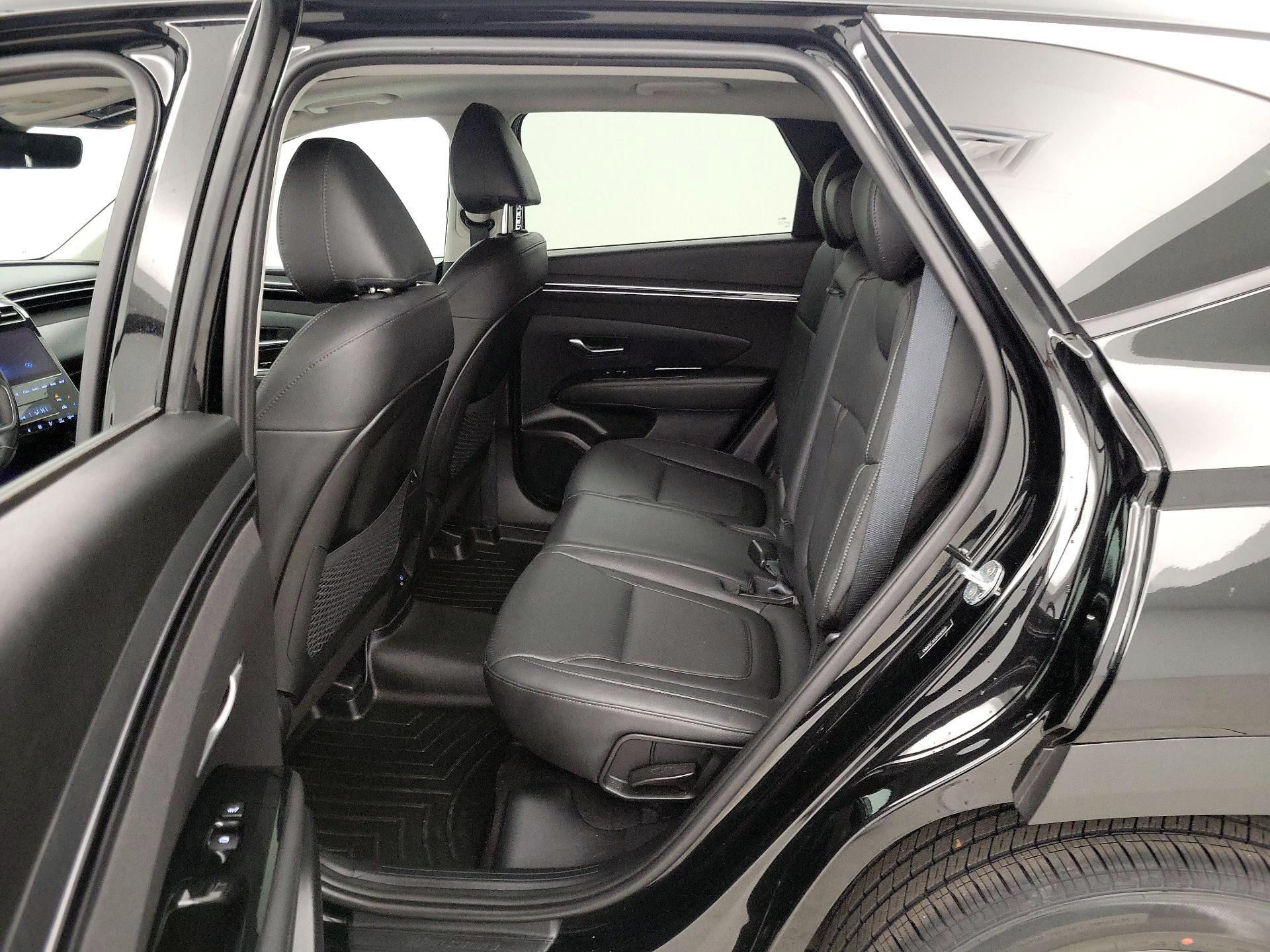 Thumbnail: 2023 Hyundai Tucson - 19