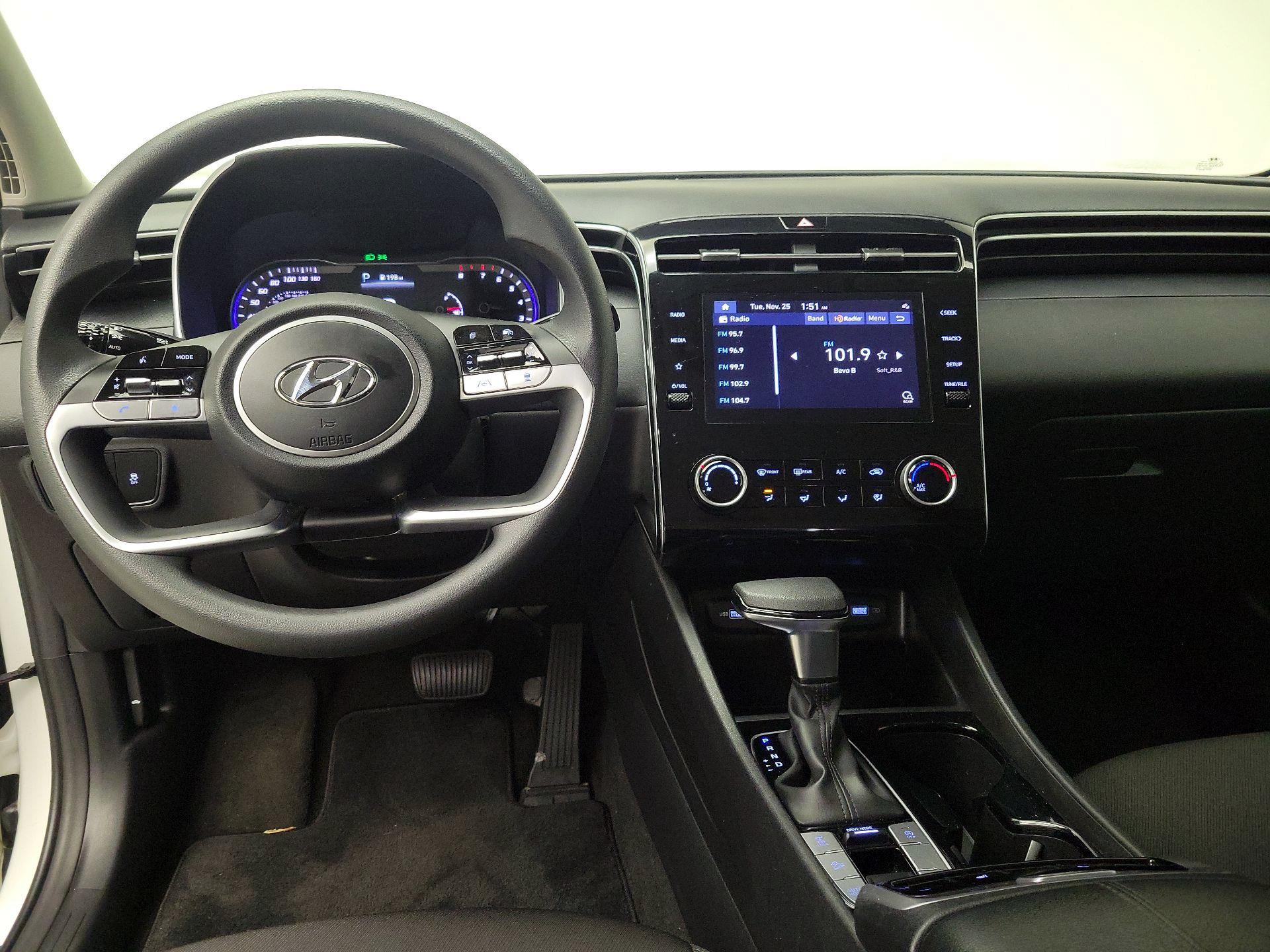 Thumbnail: 2023 Hyundai Tucson - 9