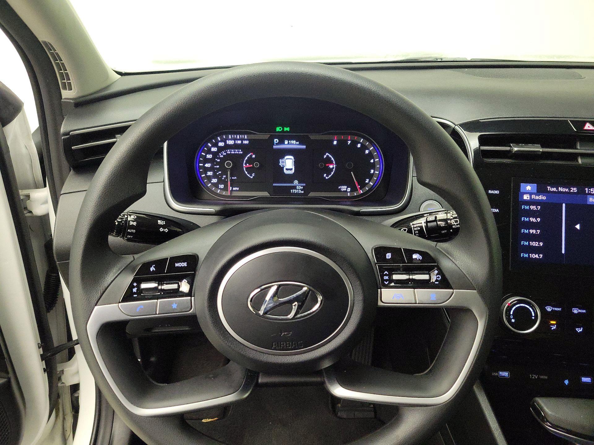 Thumbnail: 2023 Hyundai Tucson - 10