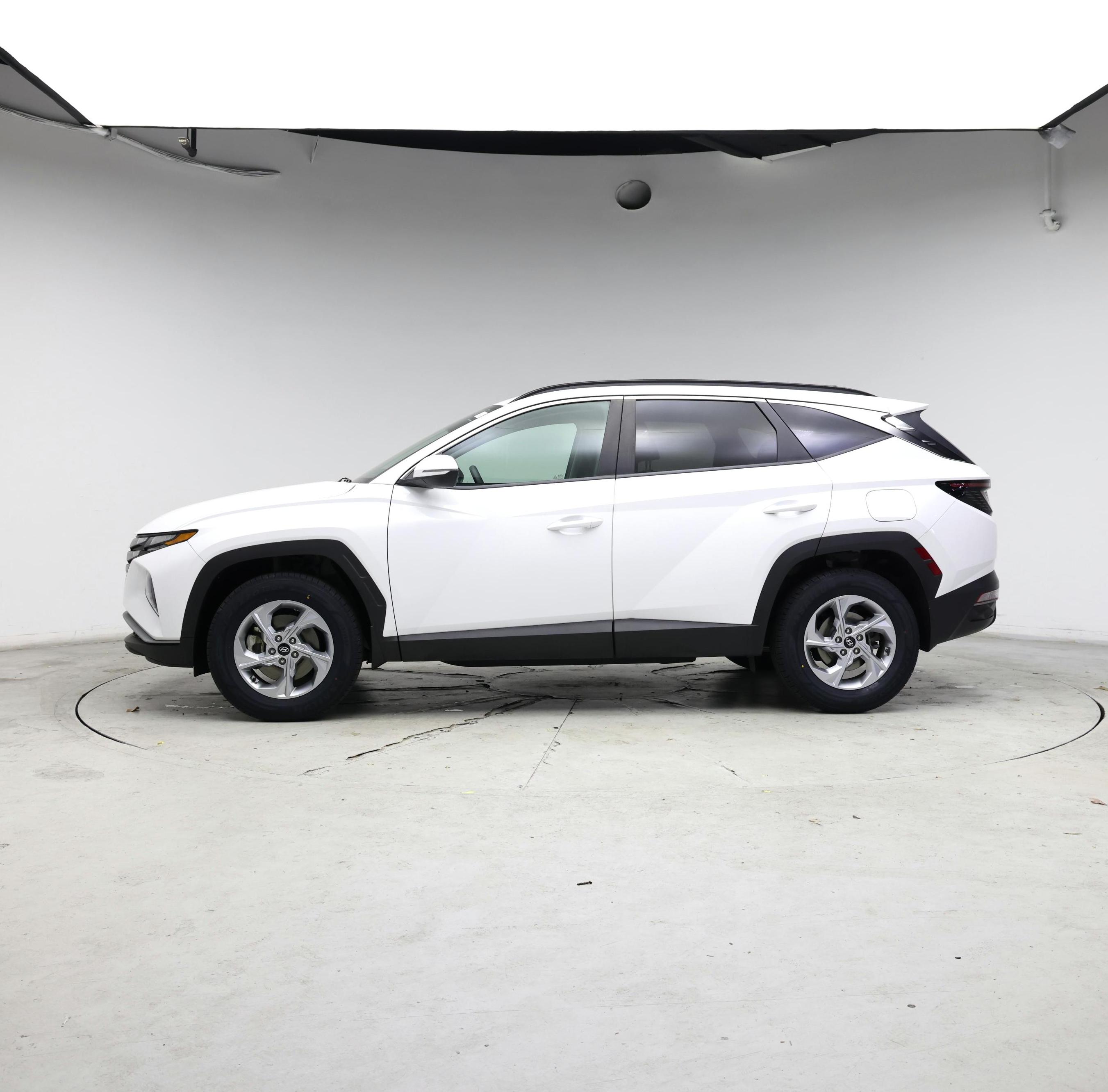 Thumbnail: 2023 Hyundai Tucson - 3