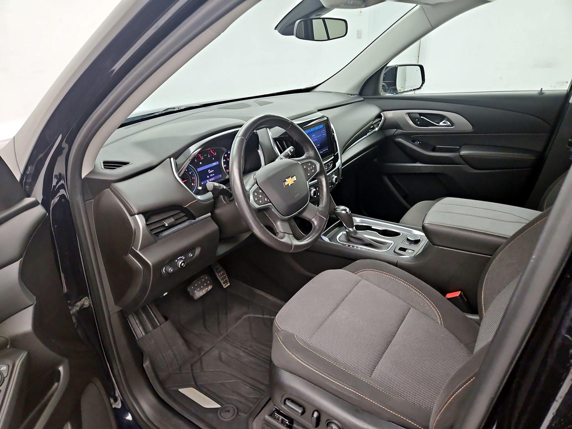 Thumbnail: 2020 Chevrolet Traverse - 11