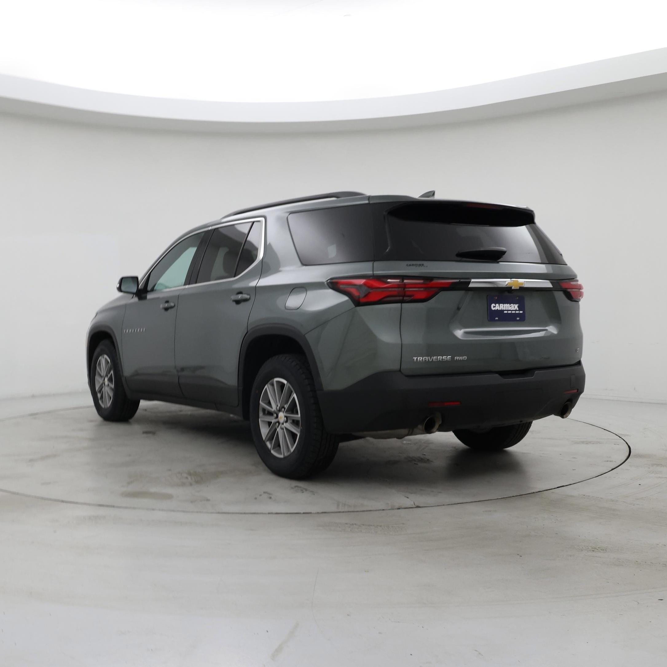 Thumbnail: 2023 Chevrolet Traverse - 2