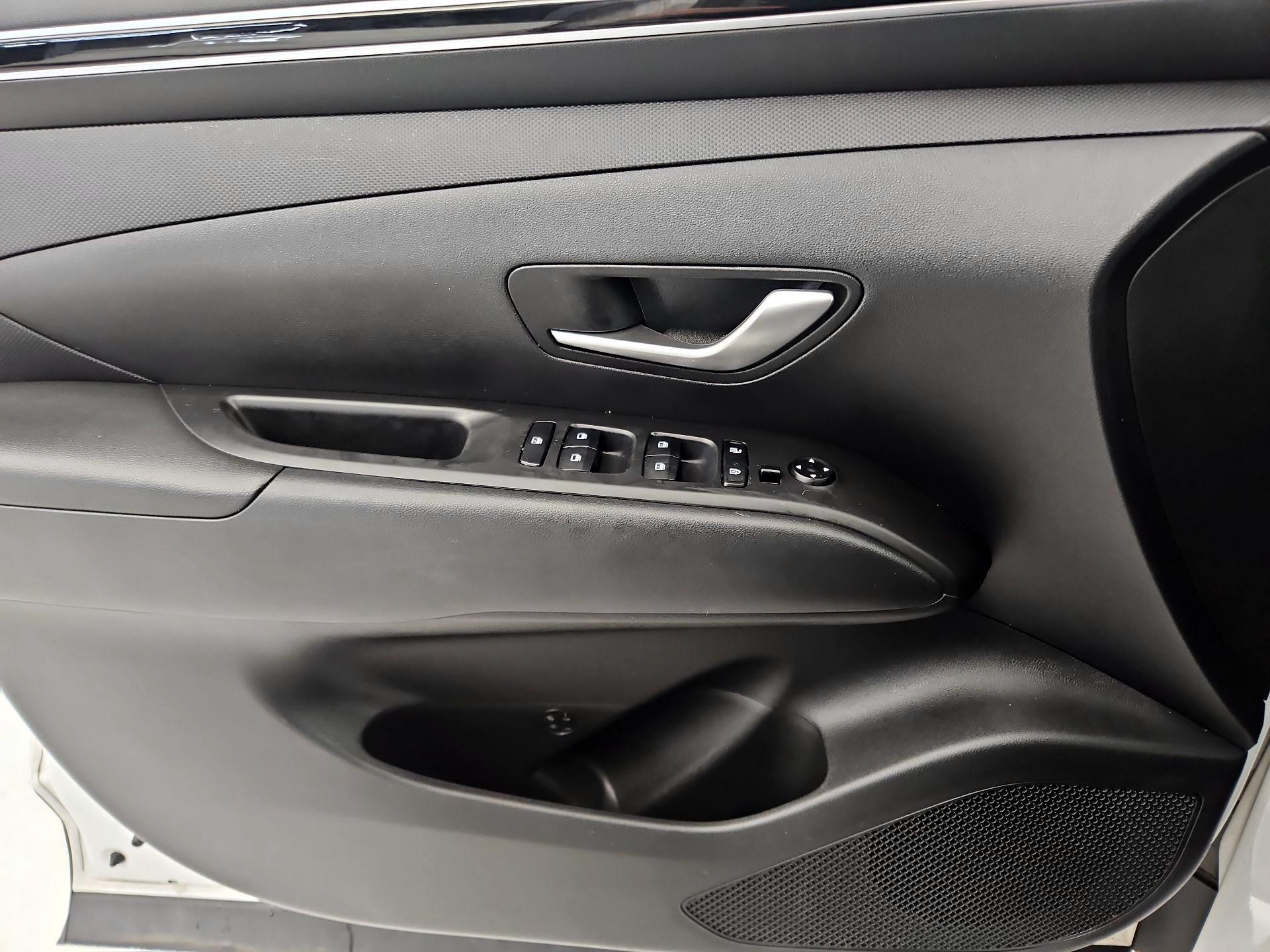 Thumbnail: 2023 Hyundai Tucson - 12