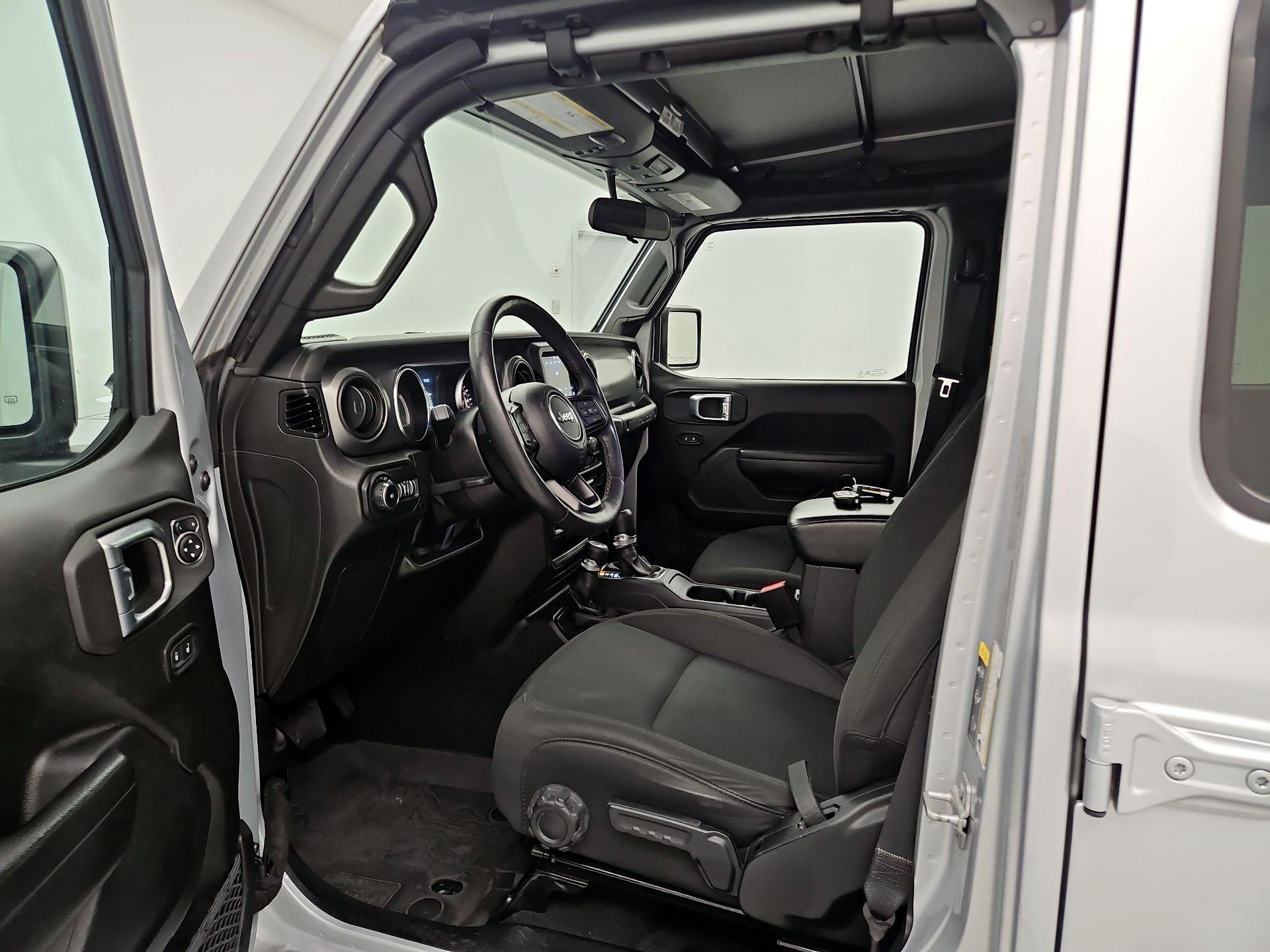 Thumbnail: 2022 Jeep Wrangler - 11