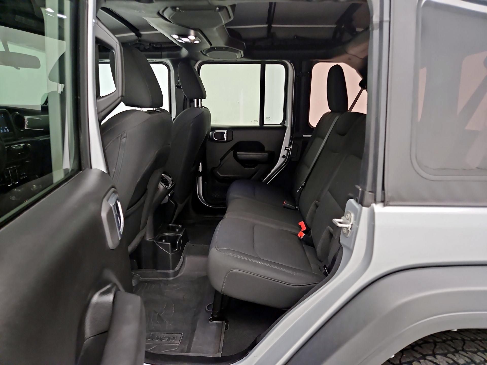 Thumbnail: 2022 Jeep Wrangler - 19