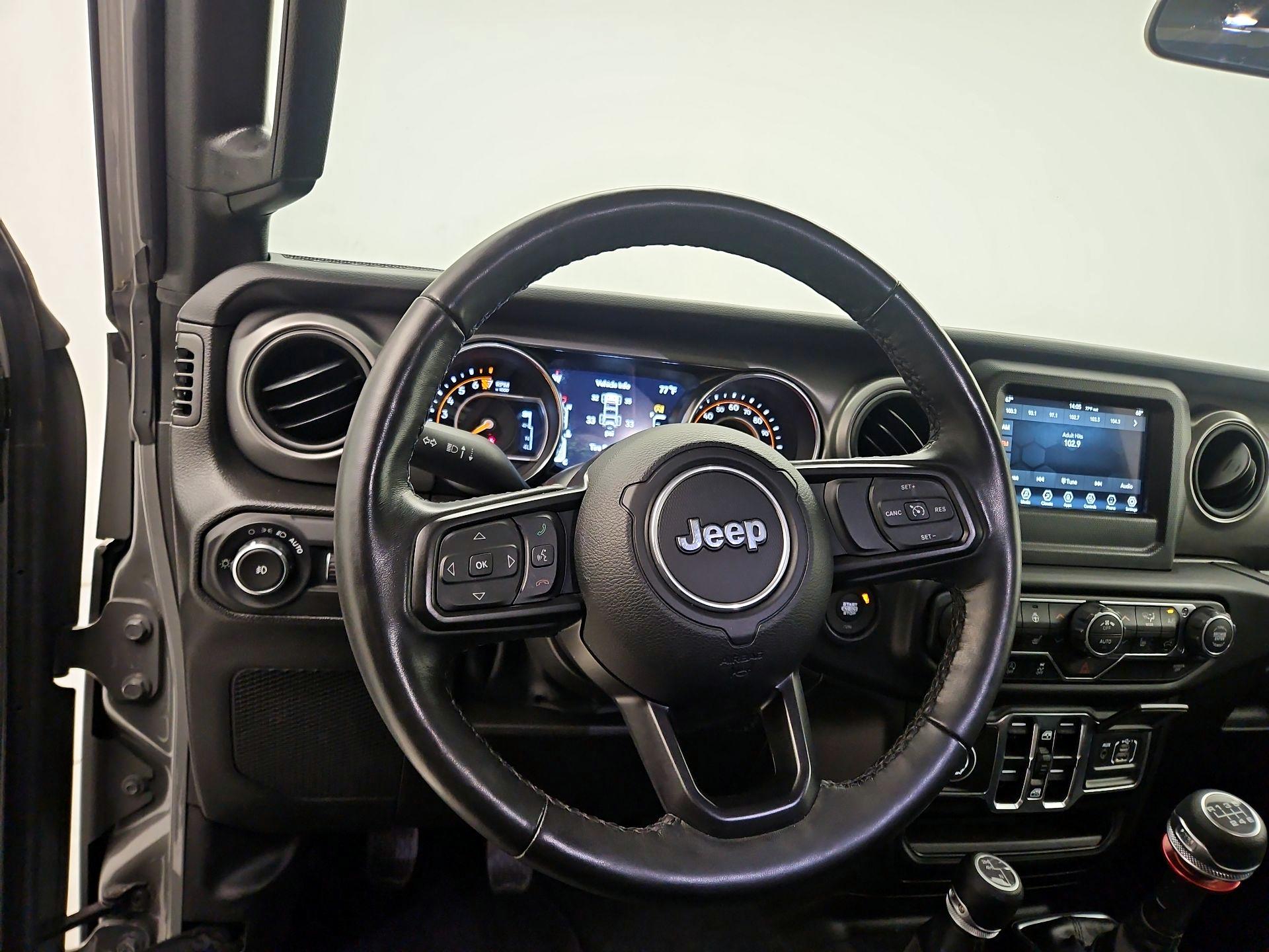 Thumbnail: 2022 Jeep Wrangler - 10