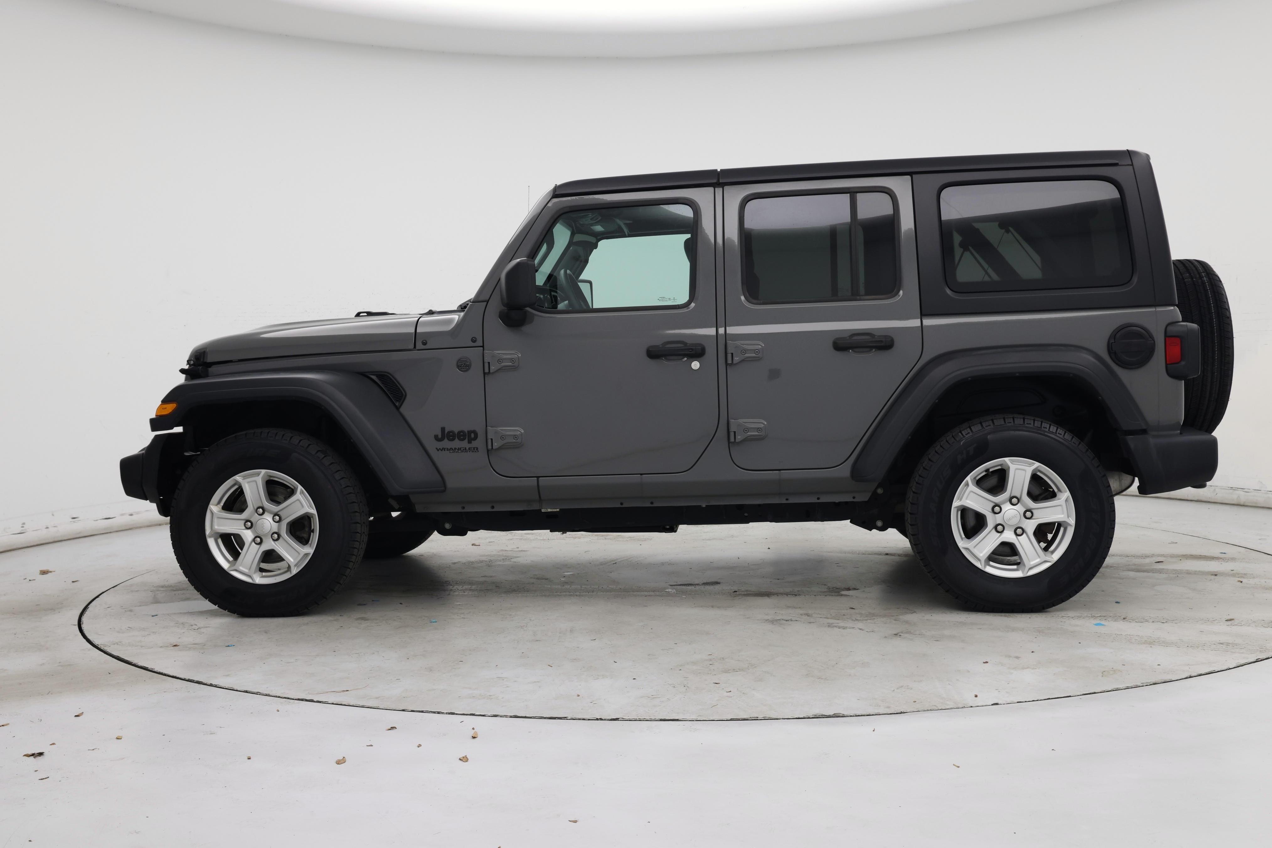 Thumbnail: 2022 Jeep Wrangler - 3