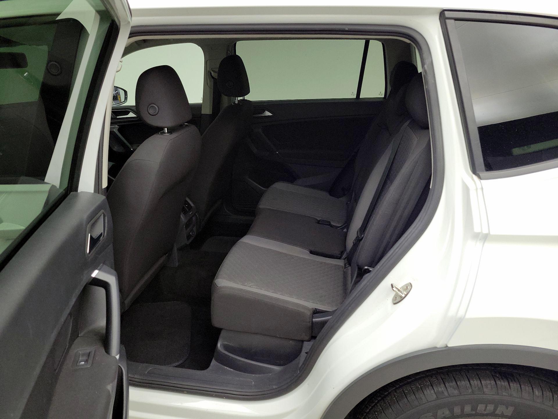 Thumbnail: 2020 Volkswagen Tiguan - 19