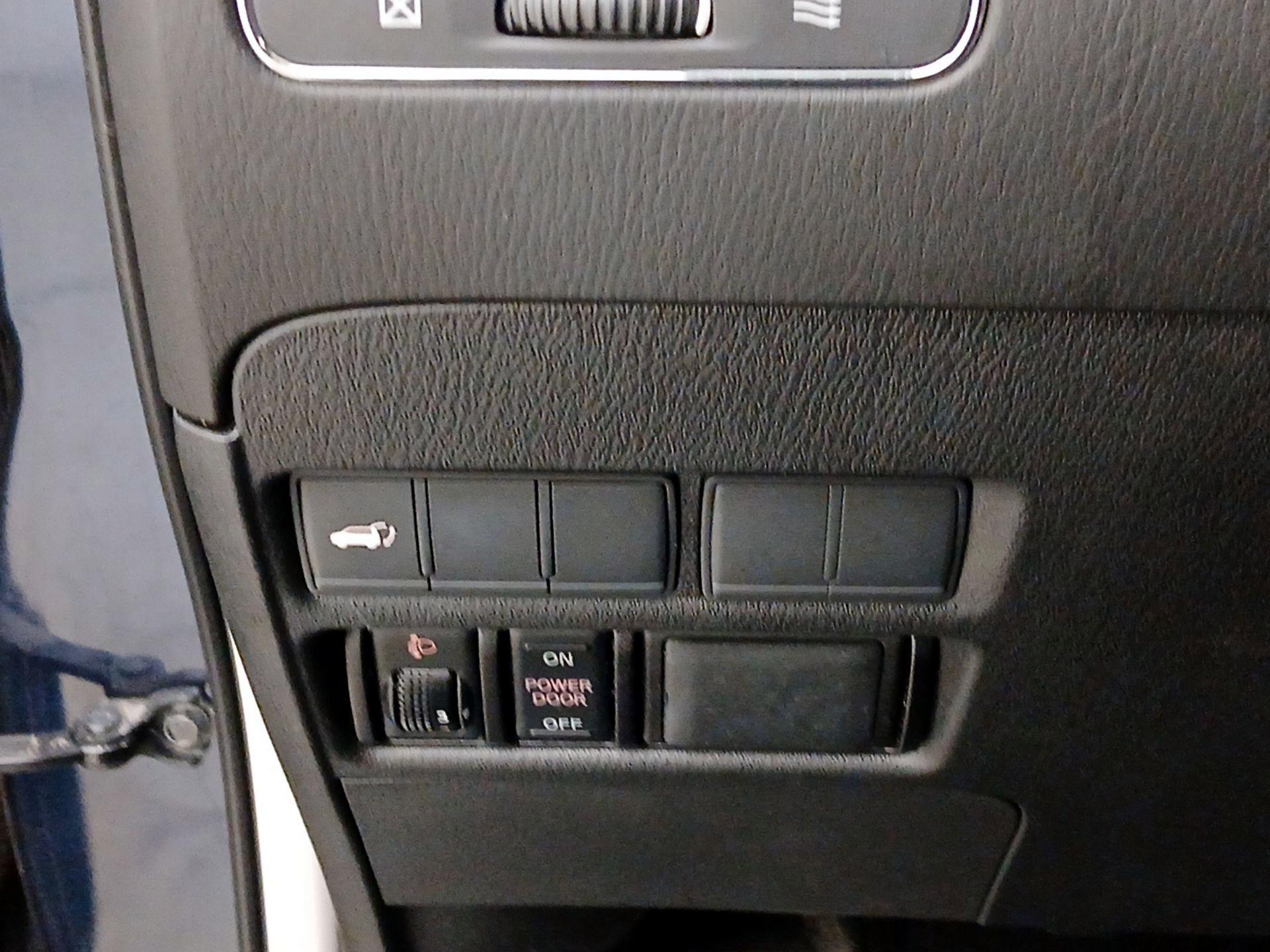 Thumbnail: 2018 Nissan Armada - 13