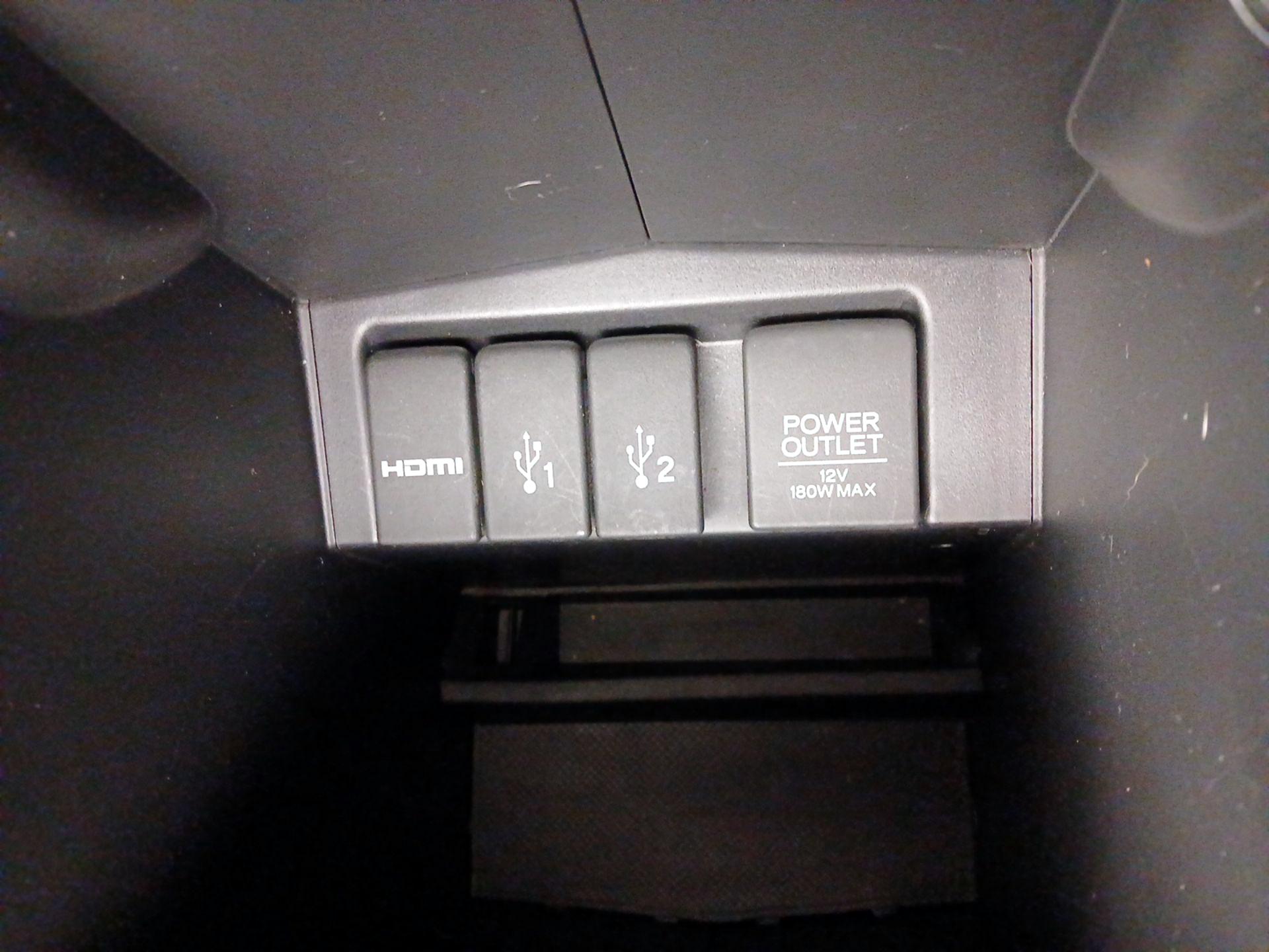 Thumbnail: 2016 Honda CR-V - 18