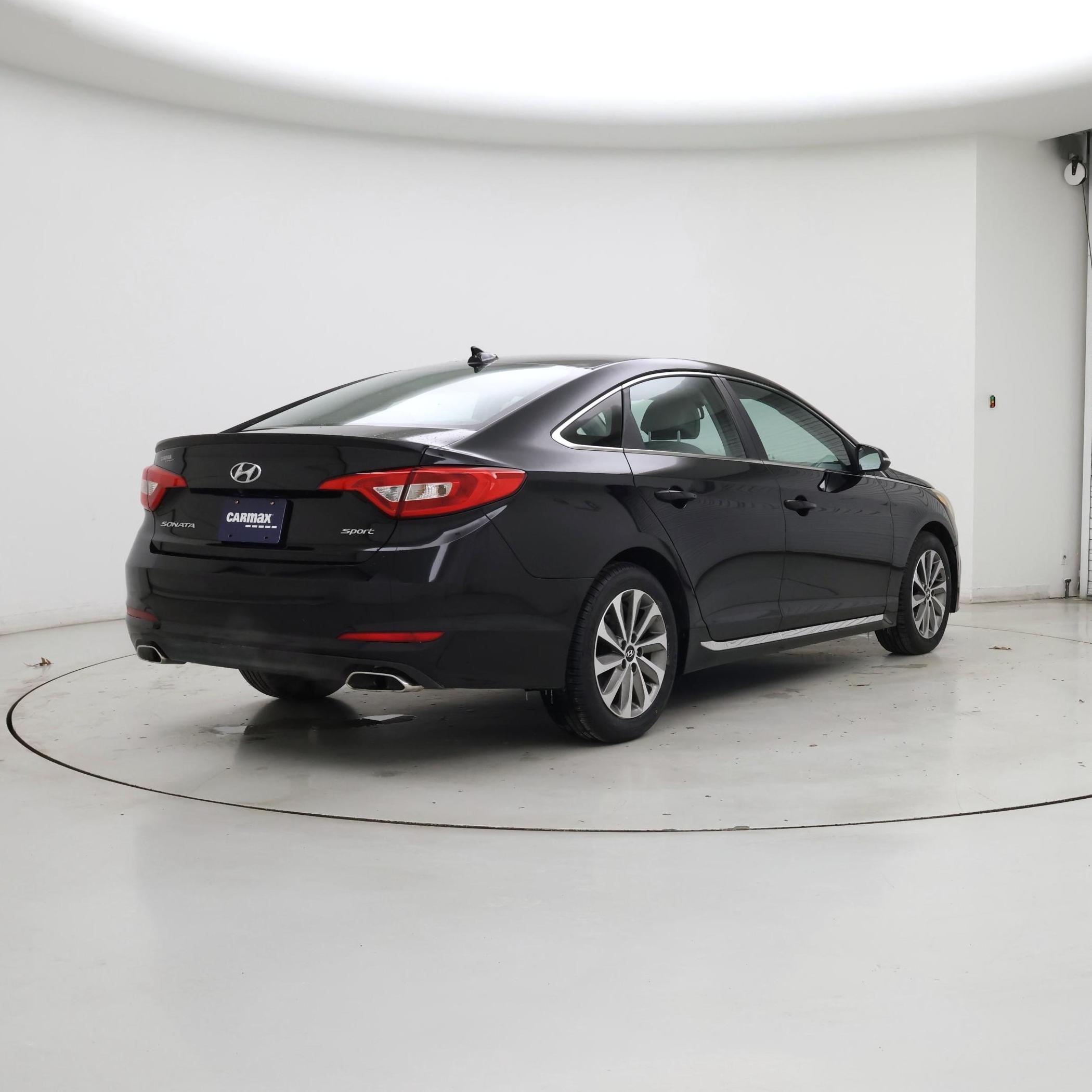 Thumbnail: 2016 Hyundai Sonata - 8