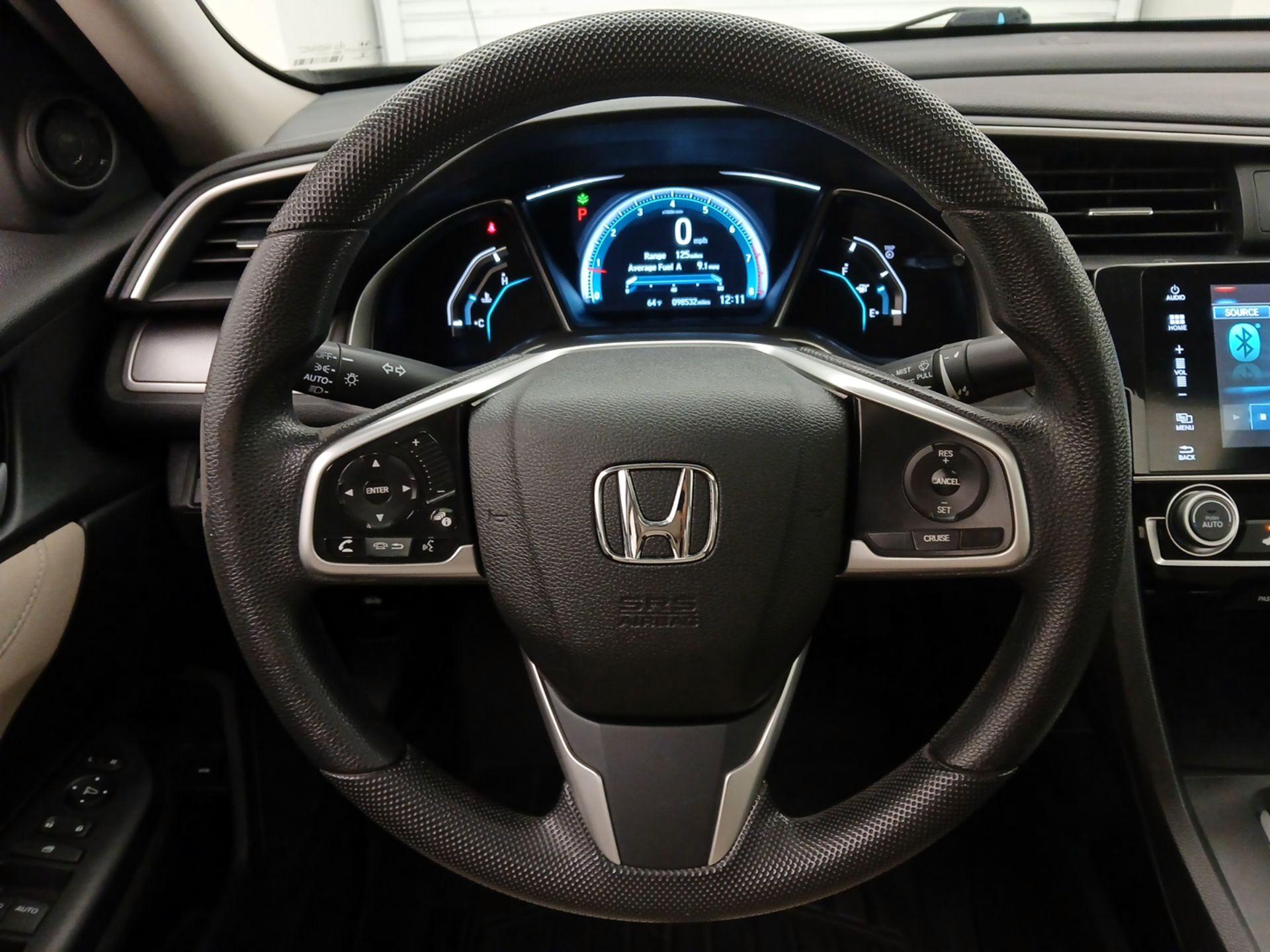 Thumbnail: 2016 Honda Civic - 10