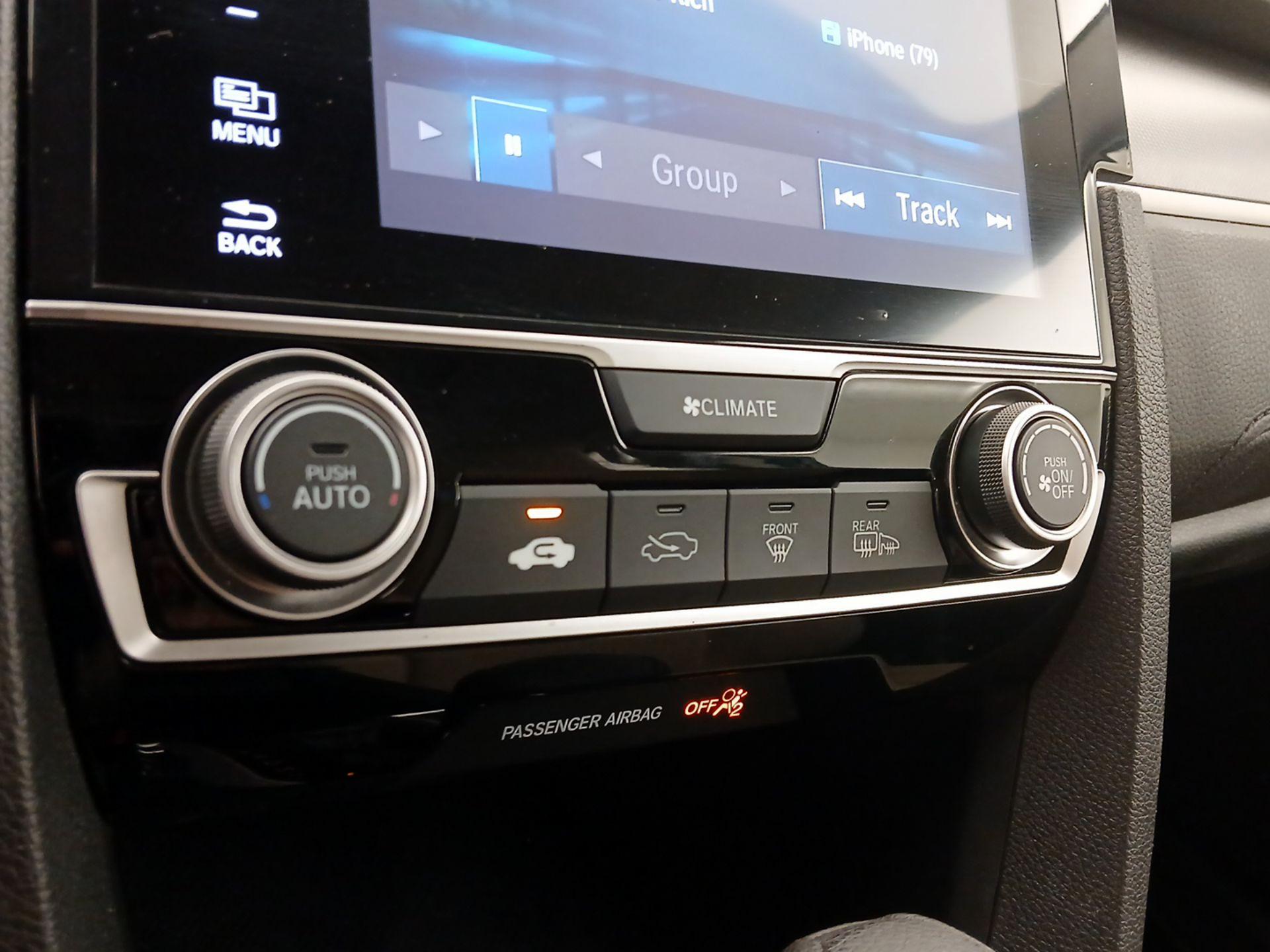 Thumbnail: 2016 Honda Civic - 16