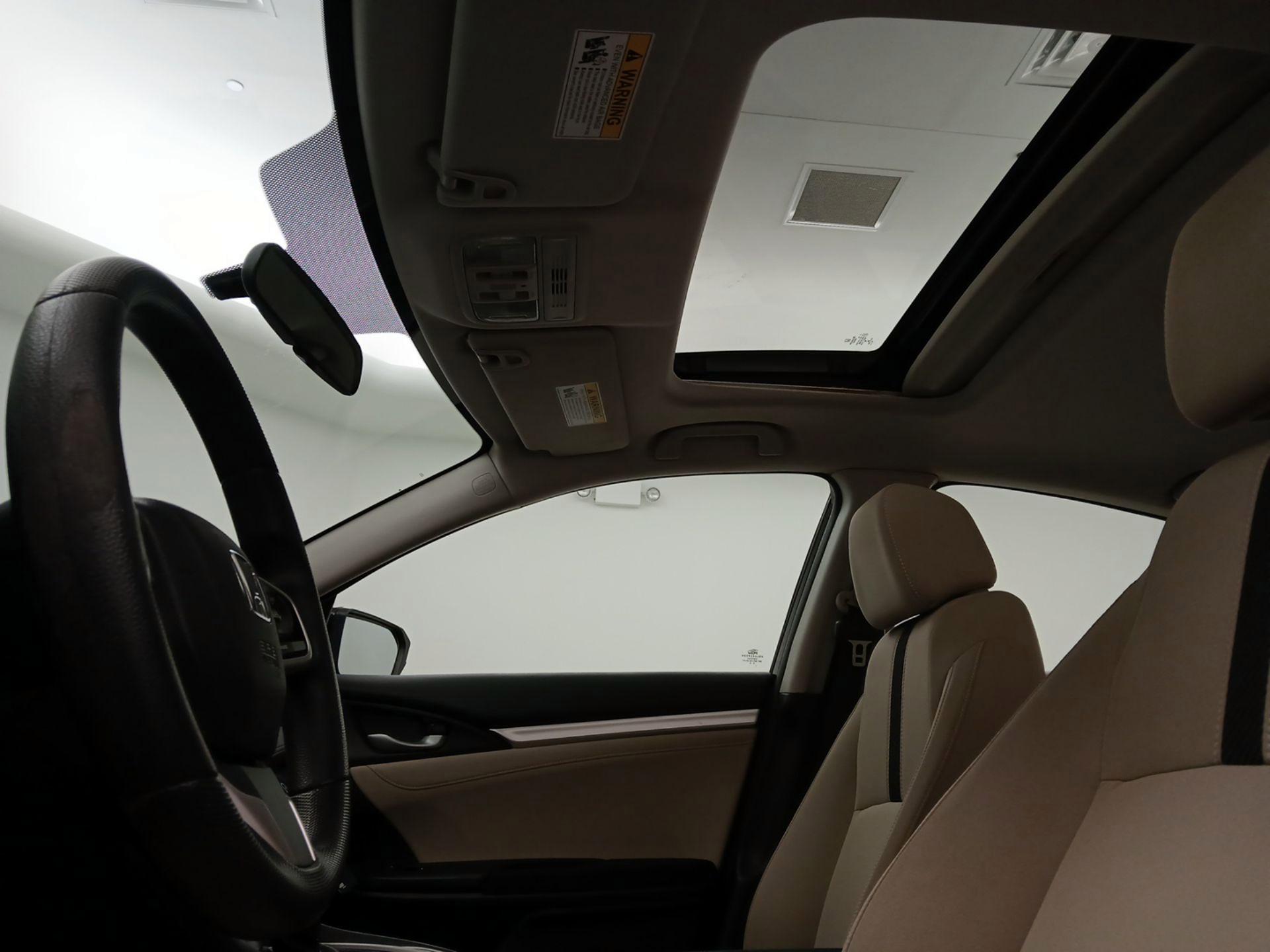 Thumbnail: 2016 Honda Civic - 19