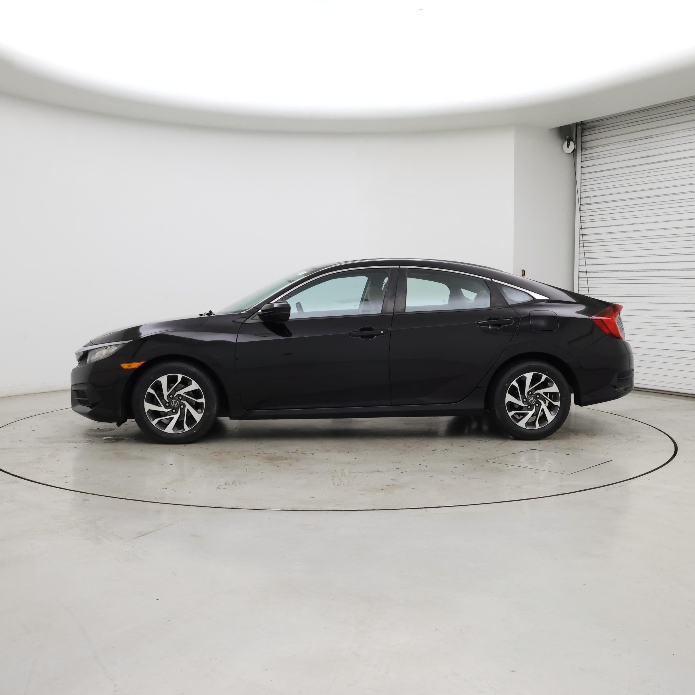 Thumbnail: 2016 Honda Civic - 3