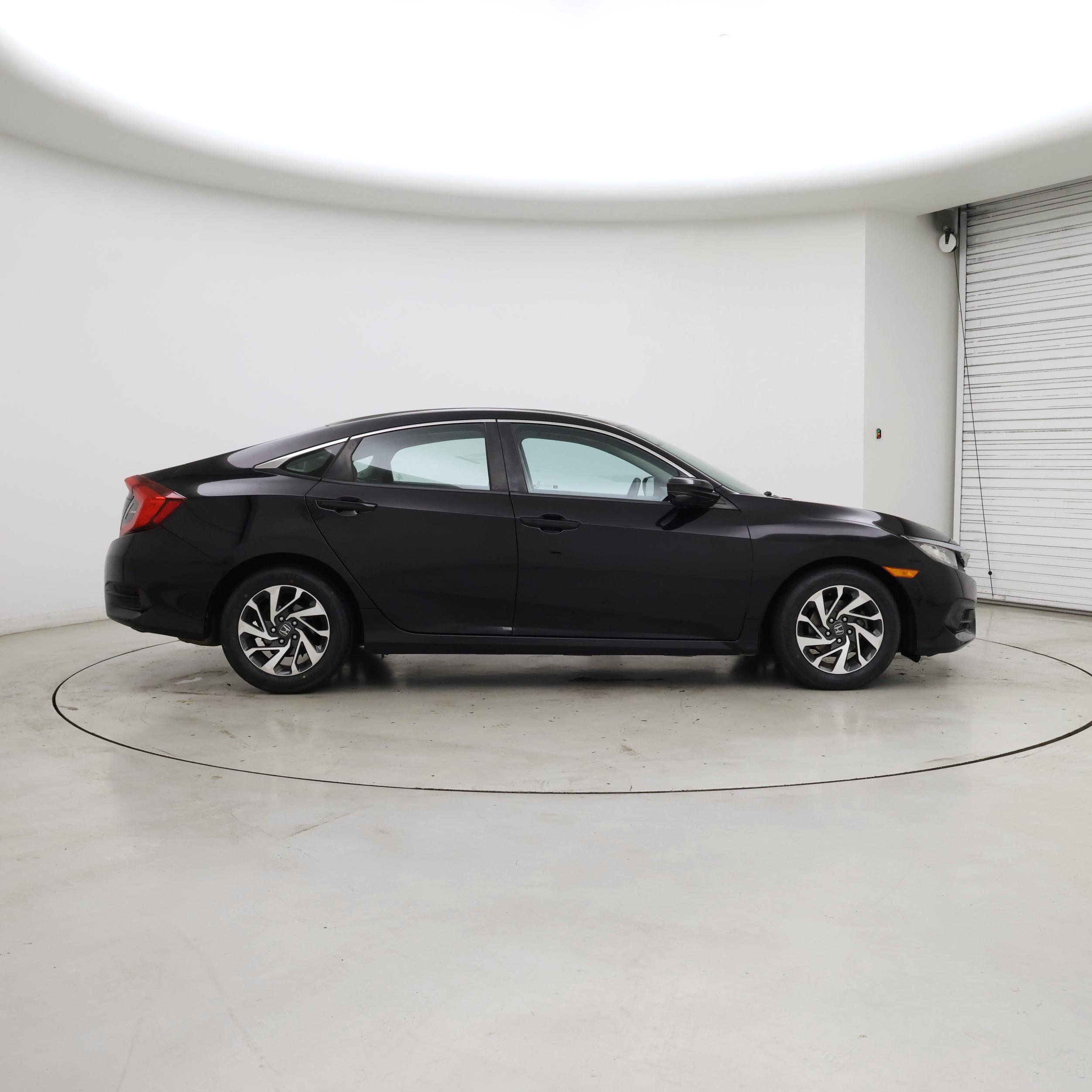 Thumbnail: 2016 Honda Civic - 7