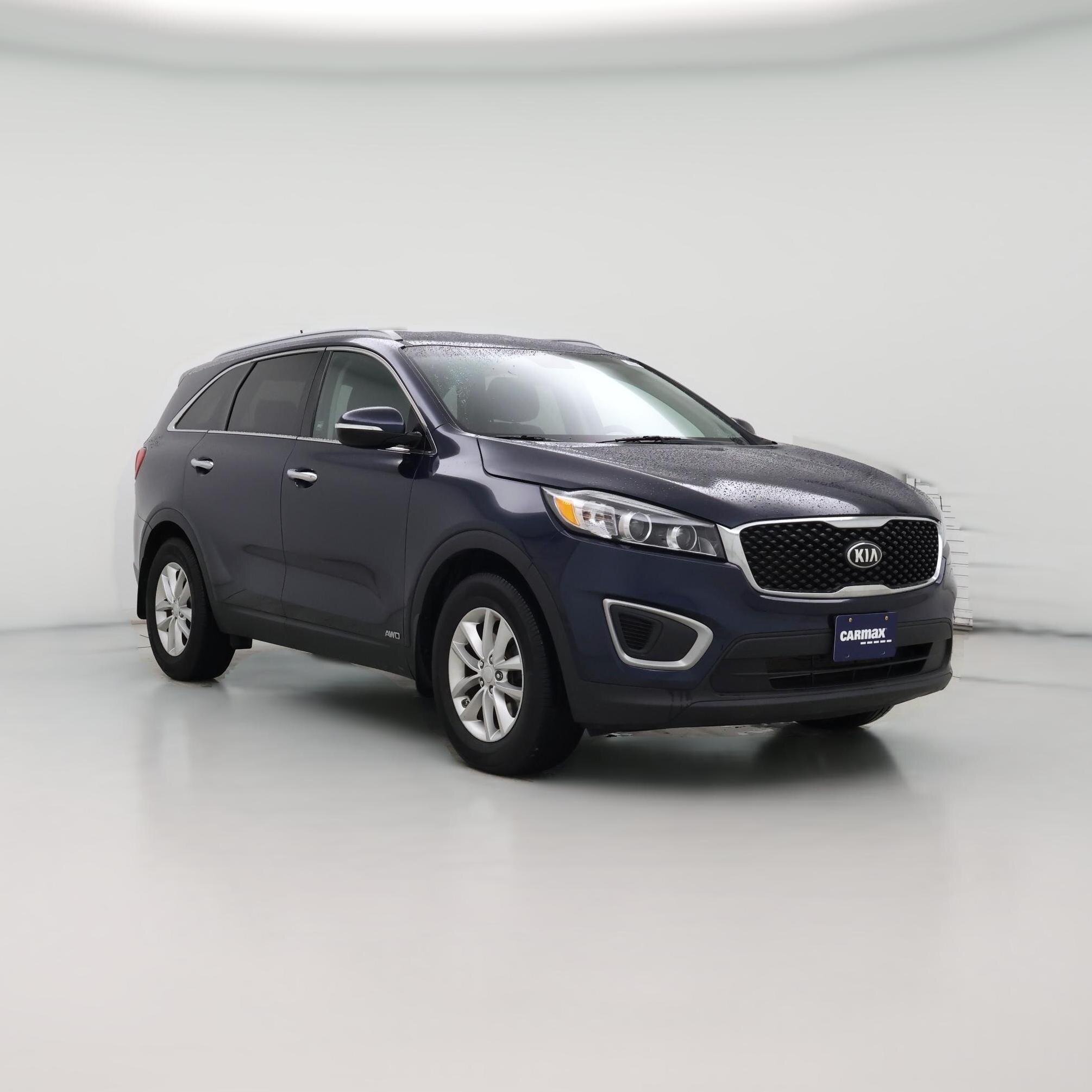 Thumbnail: 2016 Kia Sorento - 1