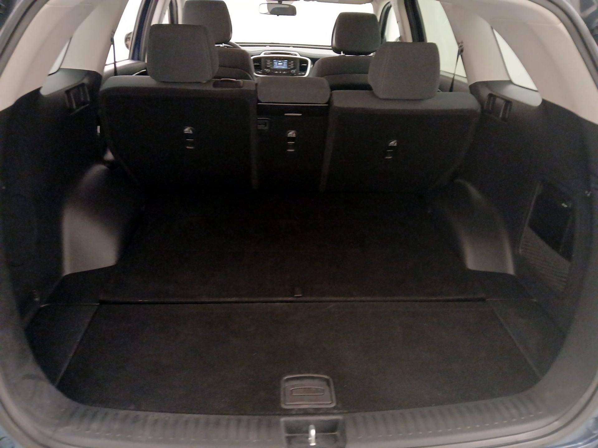 Thumbnail: 2016 Kia Sorento - 20