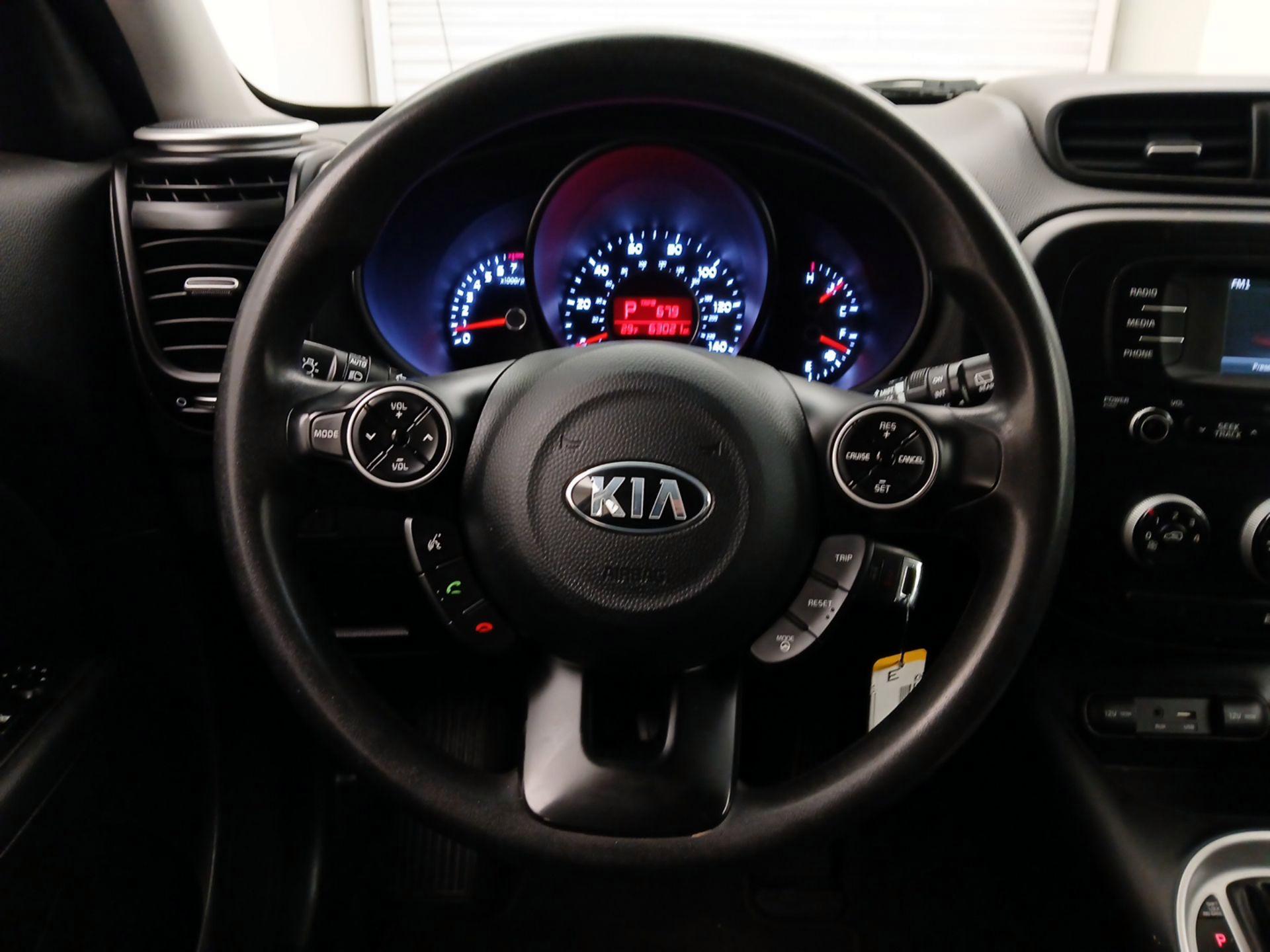 Thumbnail: 2016 Kia Soul - 10