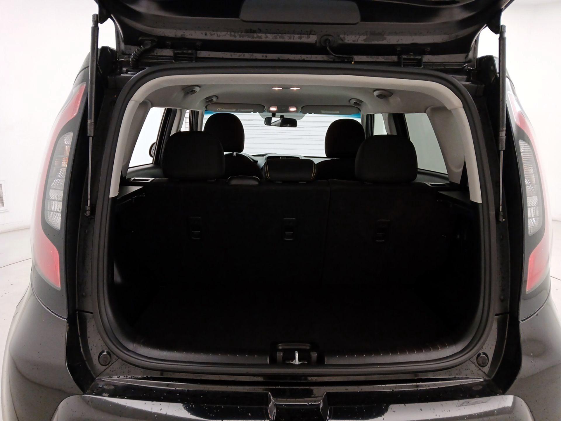 Thumbnail: 2016 Kia Soul - 20