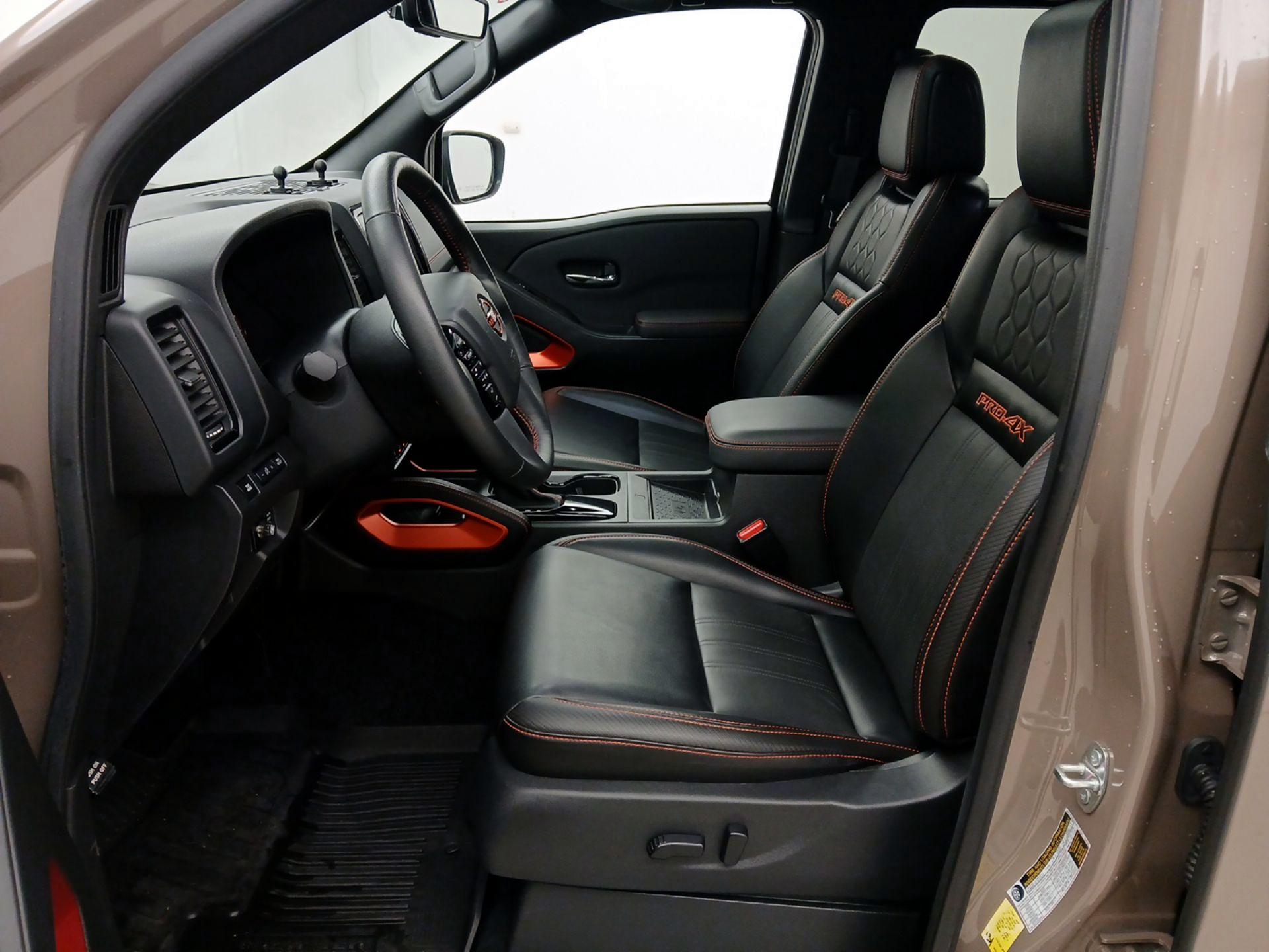 Thumbnail: 2024 Nissan Frontier - 11