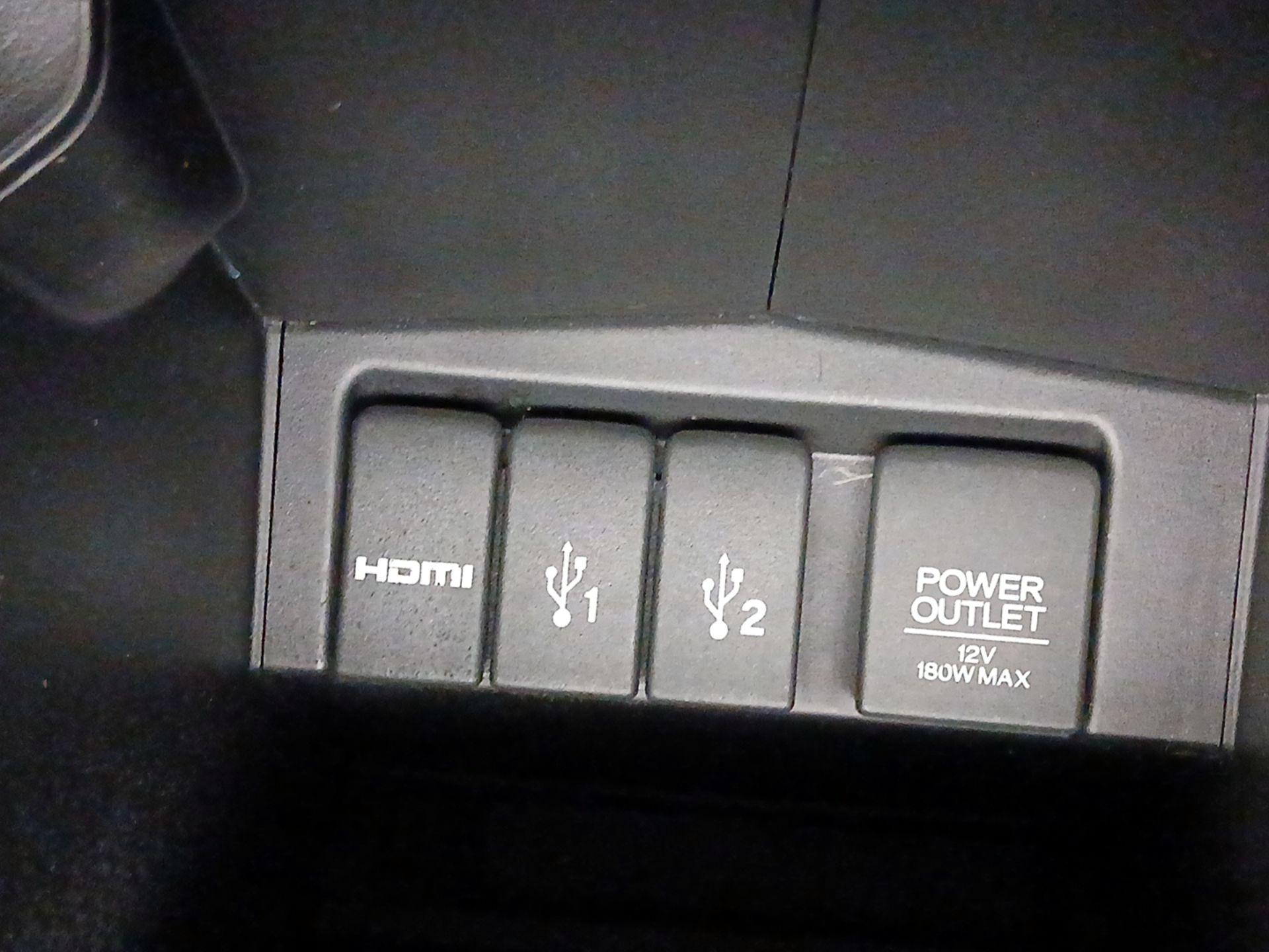 Thumbnail: 2015 Honda CR-V - 18