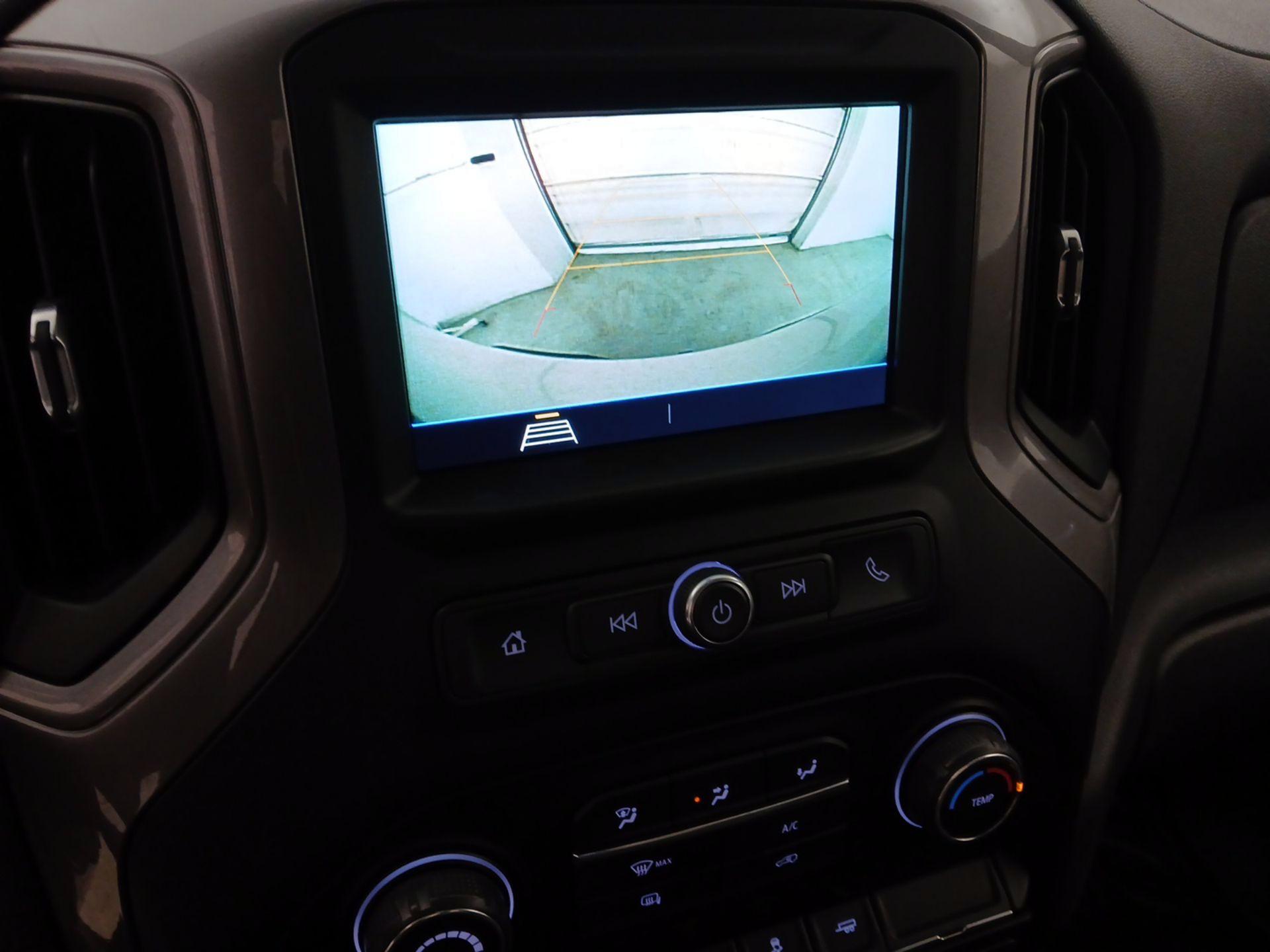 Thumbnail: 2019 Chevrolet Silverado 1500 - 14