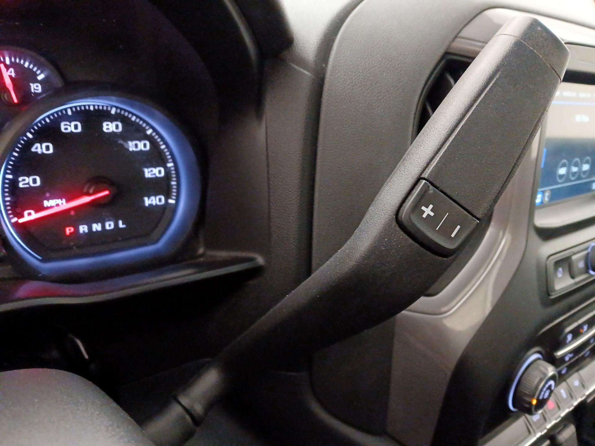 Thumbnail: 2019 Chevrolet Silverado 1500 - 17