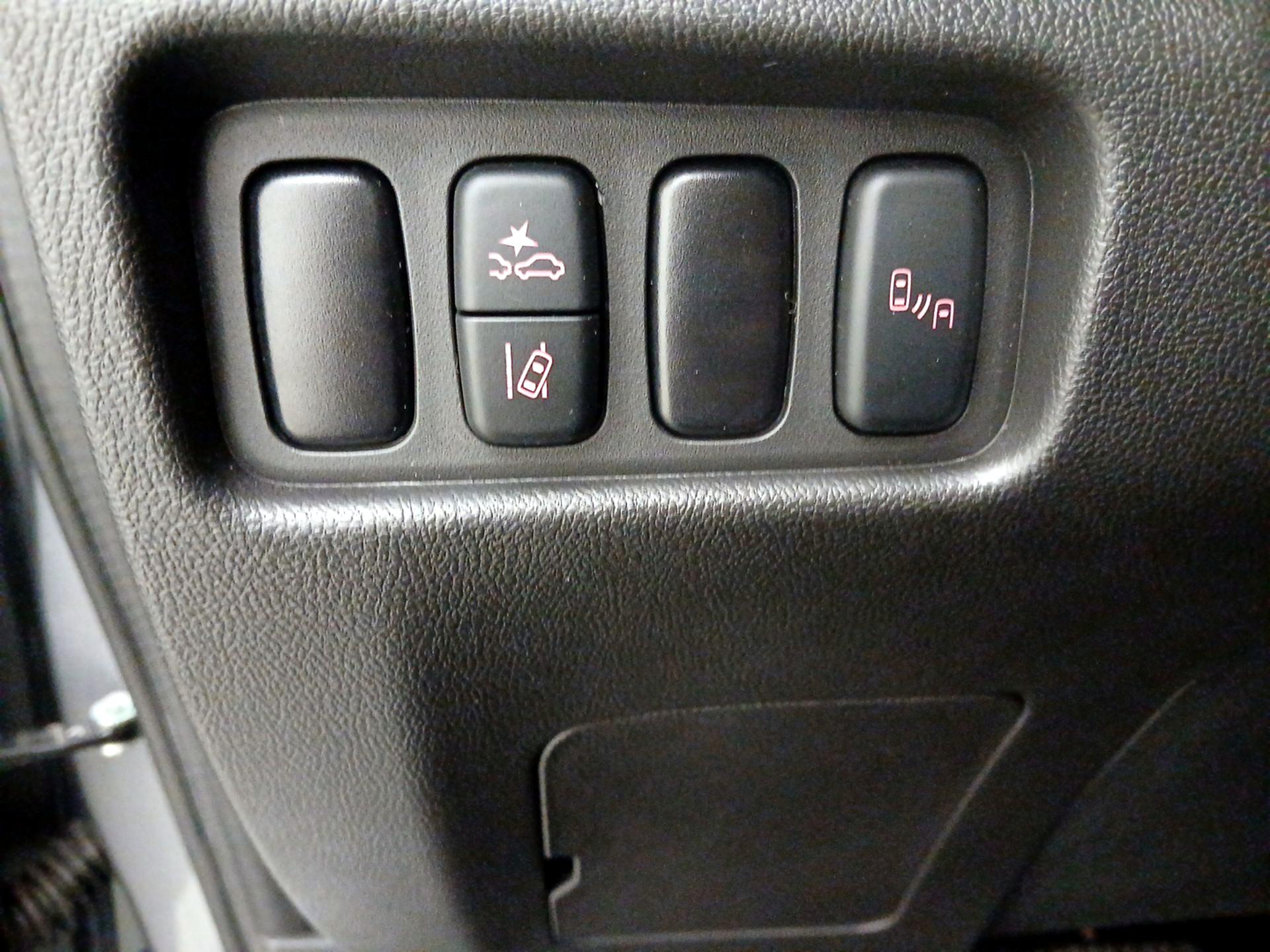 Thumbnail: 2024 Mitsubishi Outlander Sport - 13