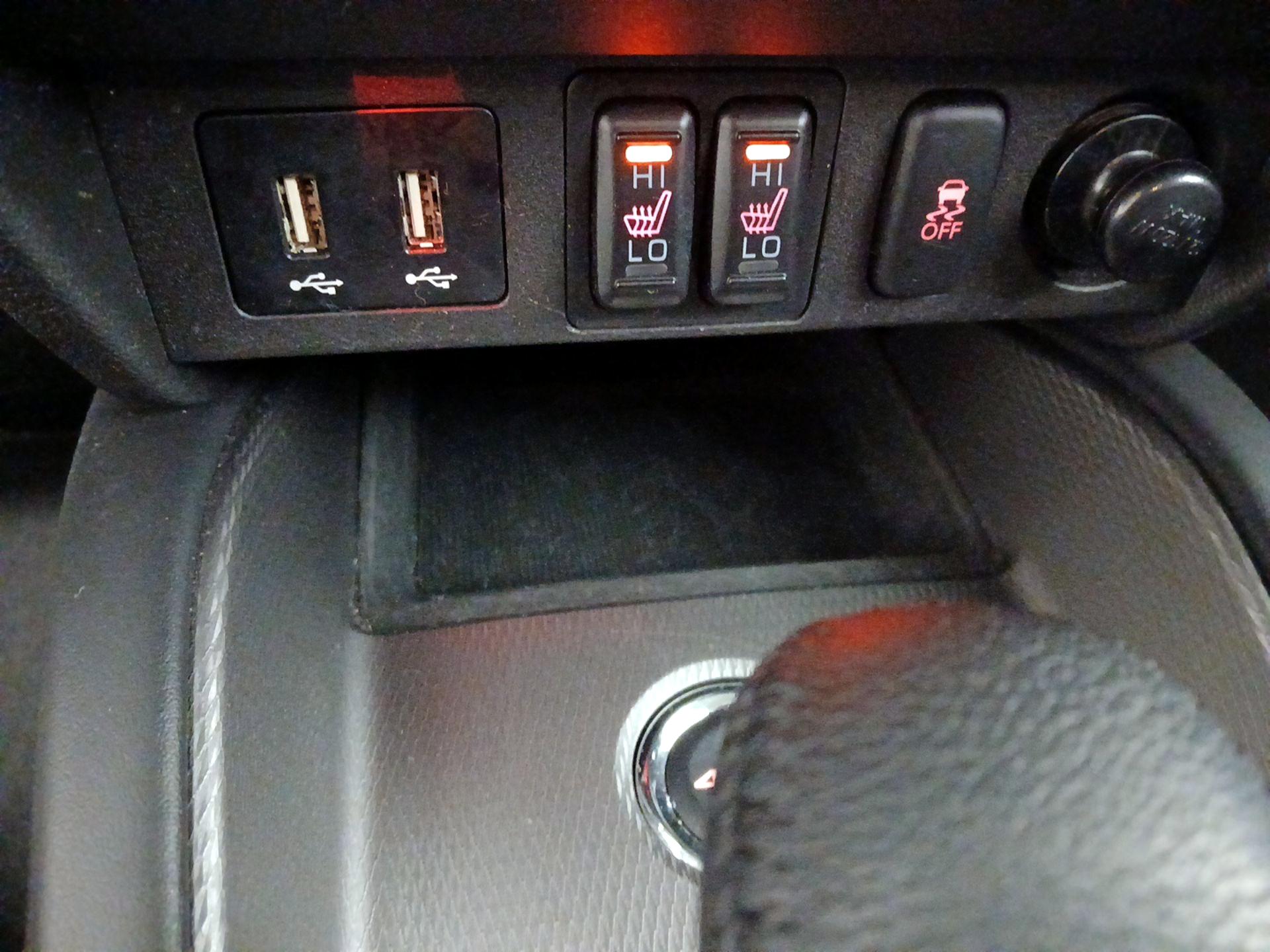 Thumbnail: 2024 Mitsubishi Outlander Sport - 18