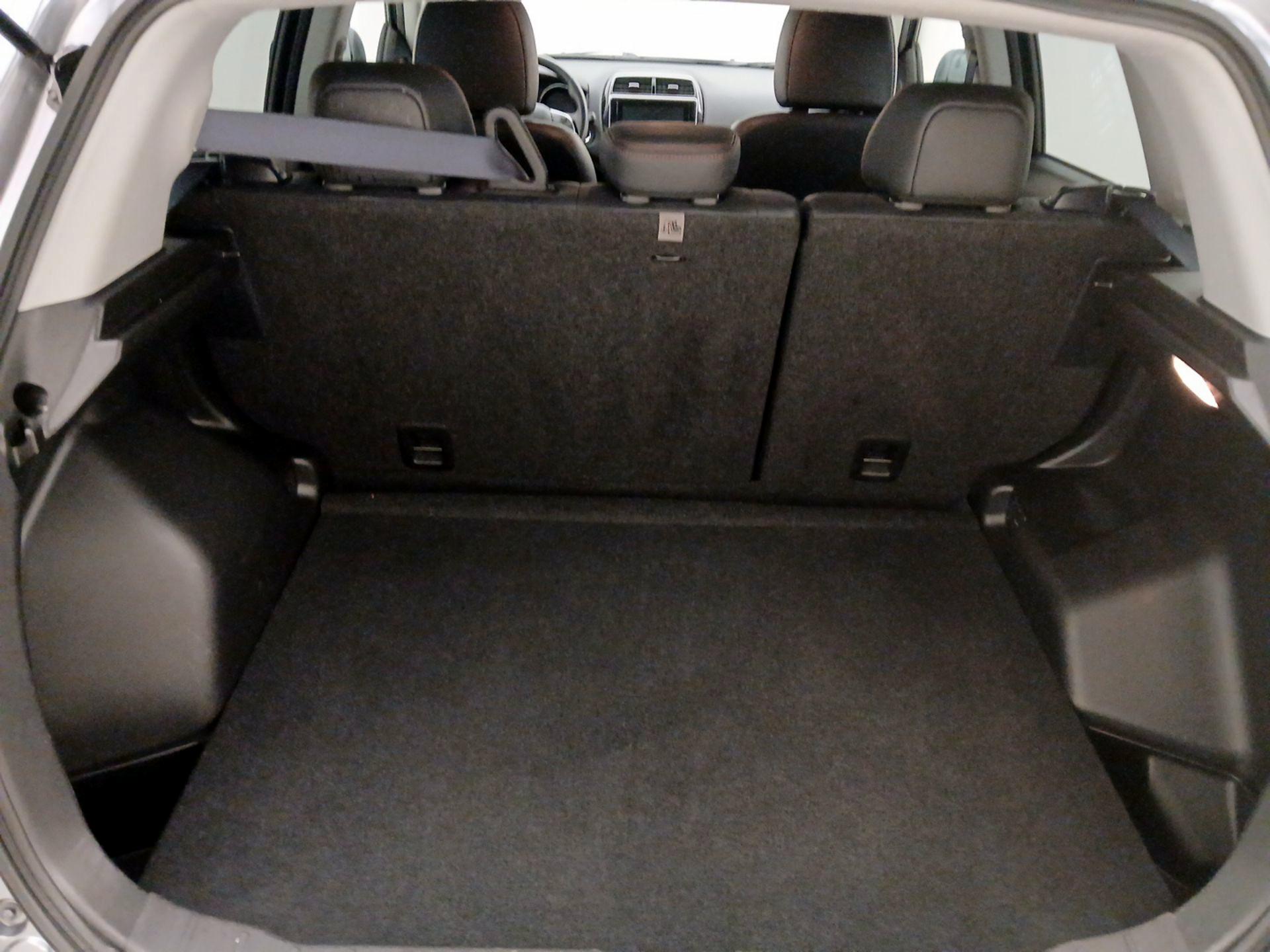 Thumbnail: 2024 Mitsubishi Outlander Sport - 20