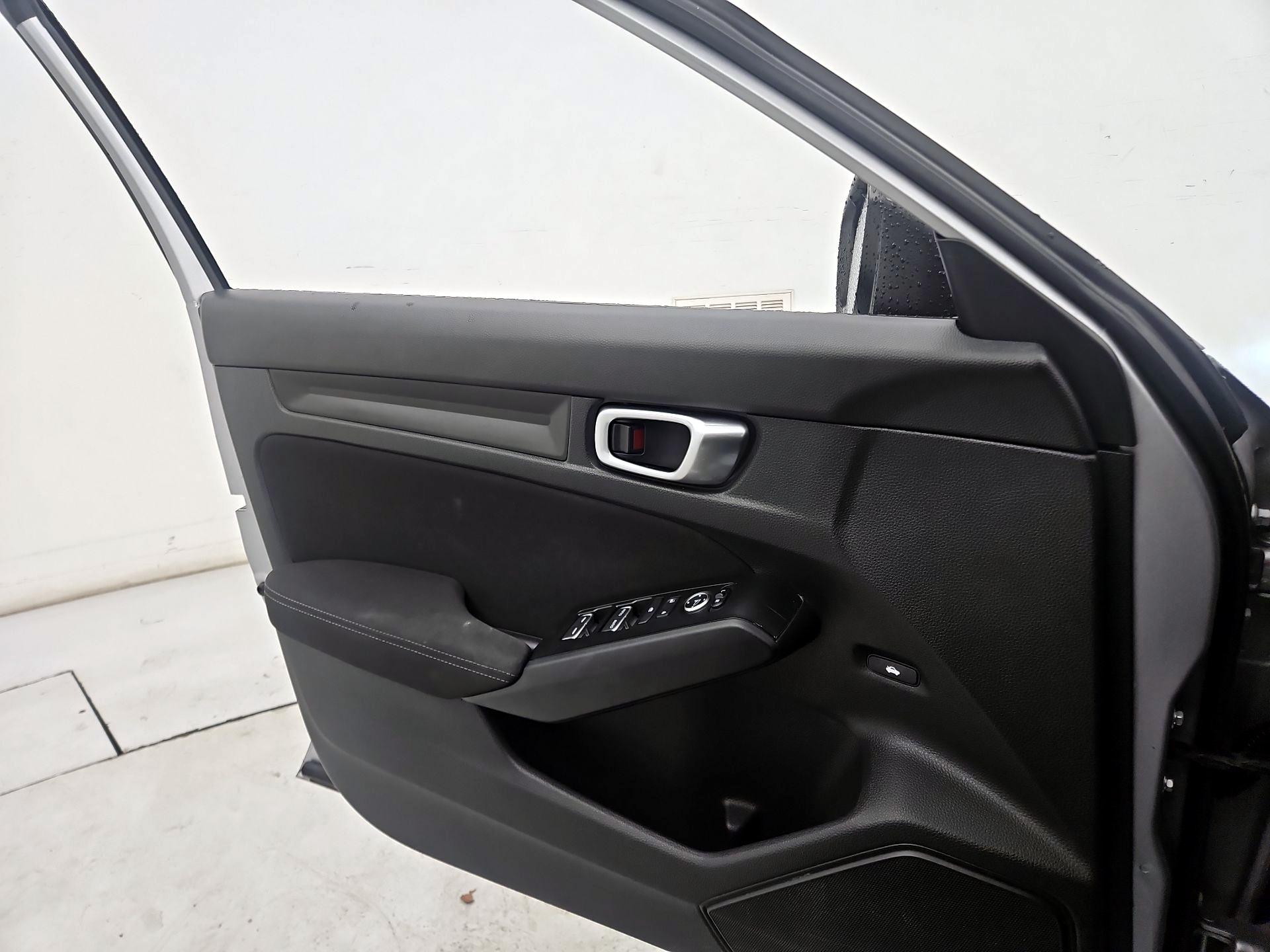 Thumbnail: 2024 Honda Civic - 12