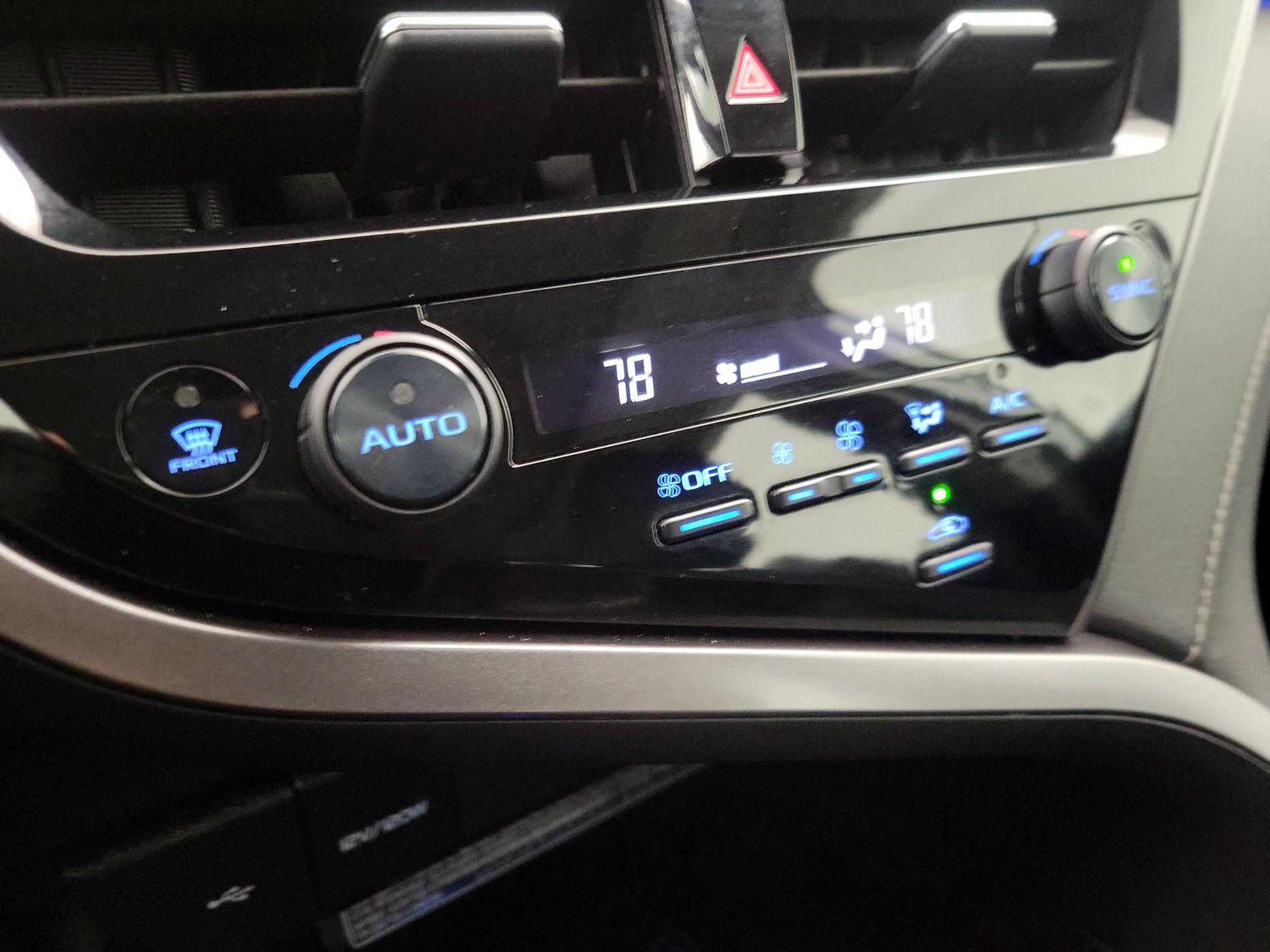 Thumbnail: 2021 Toyota Camry - 17