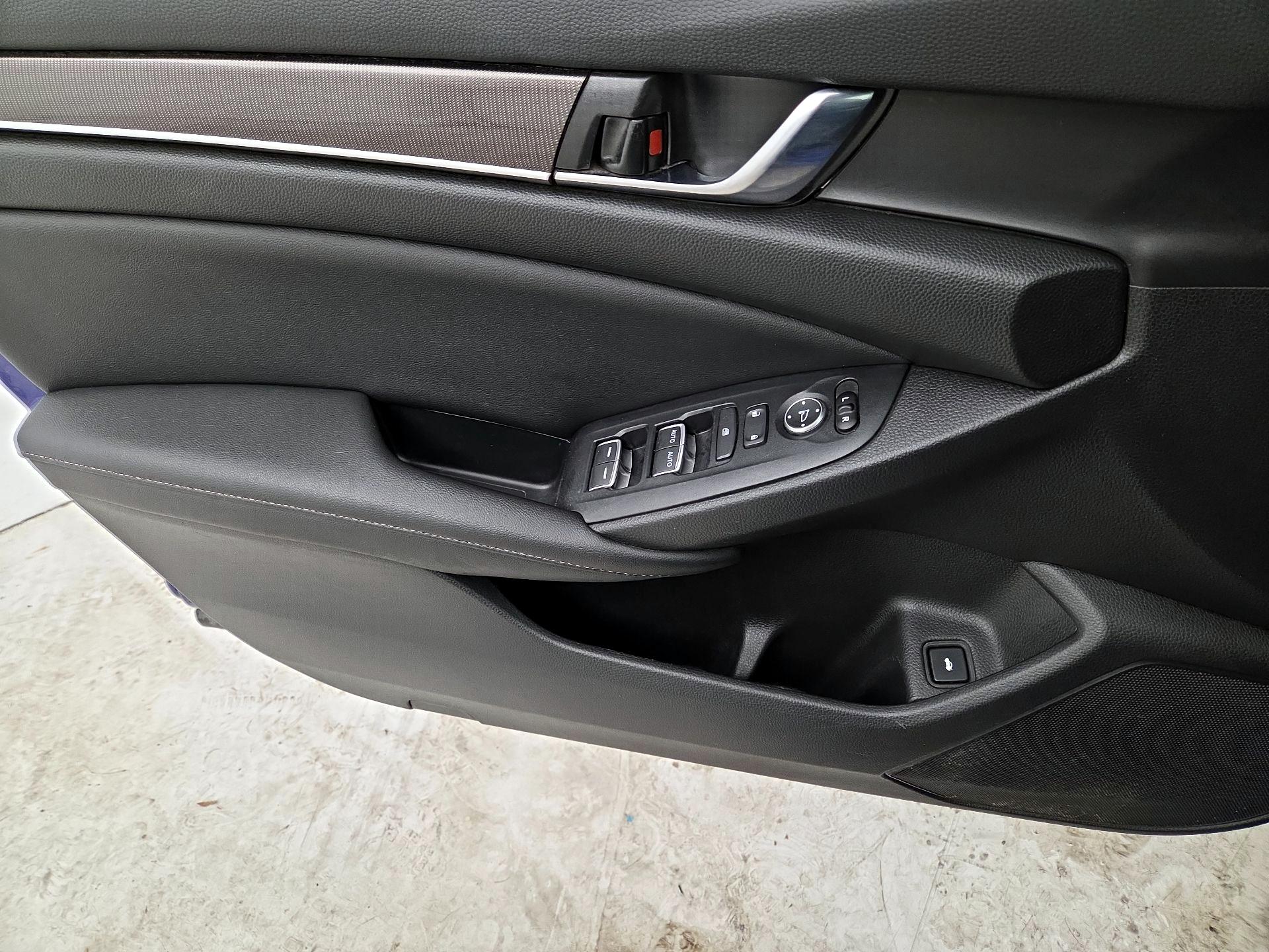 Thumbnail: 2022 Honda Accord - 12