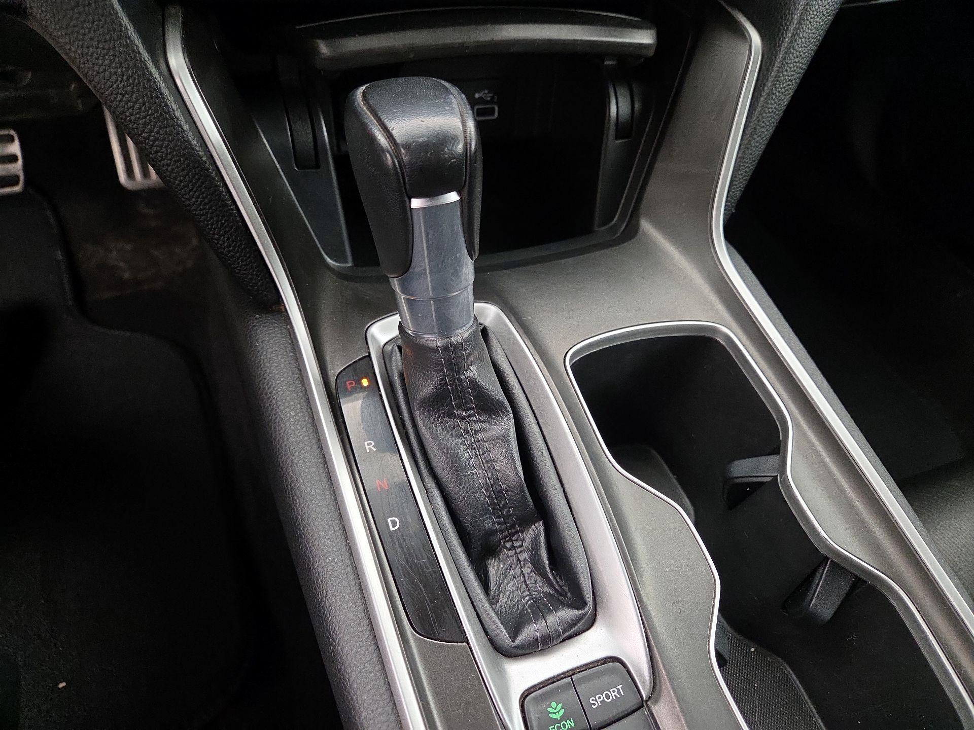 Thumbnail: 2022 Honda Accord - 17