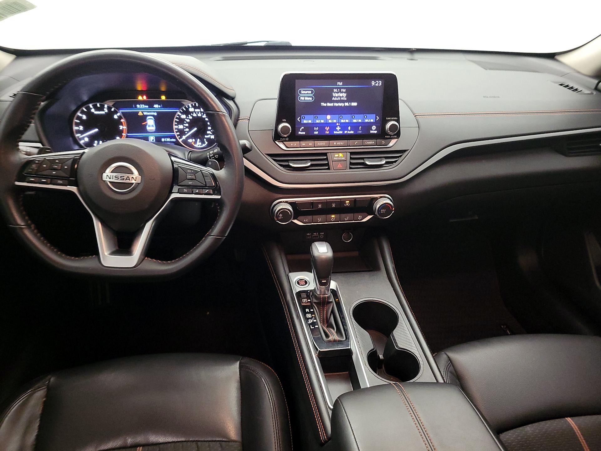 Thumbnail: 2020 Nissan Altima - 9