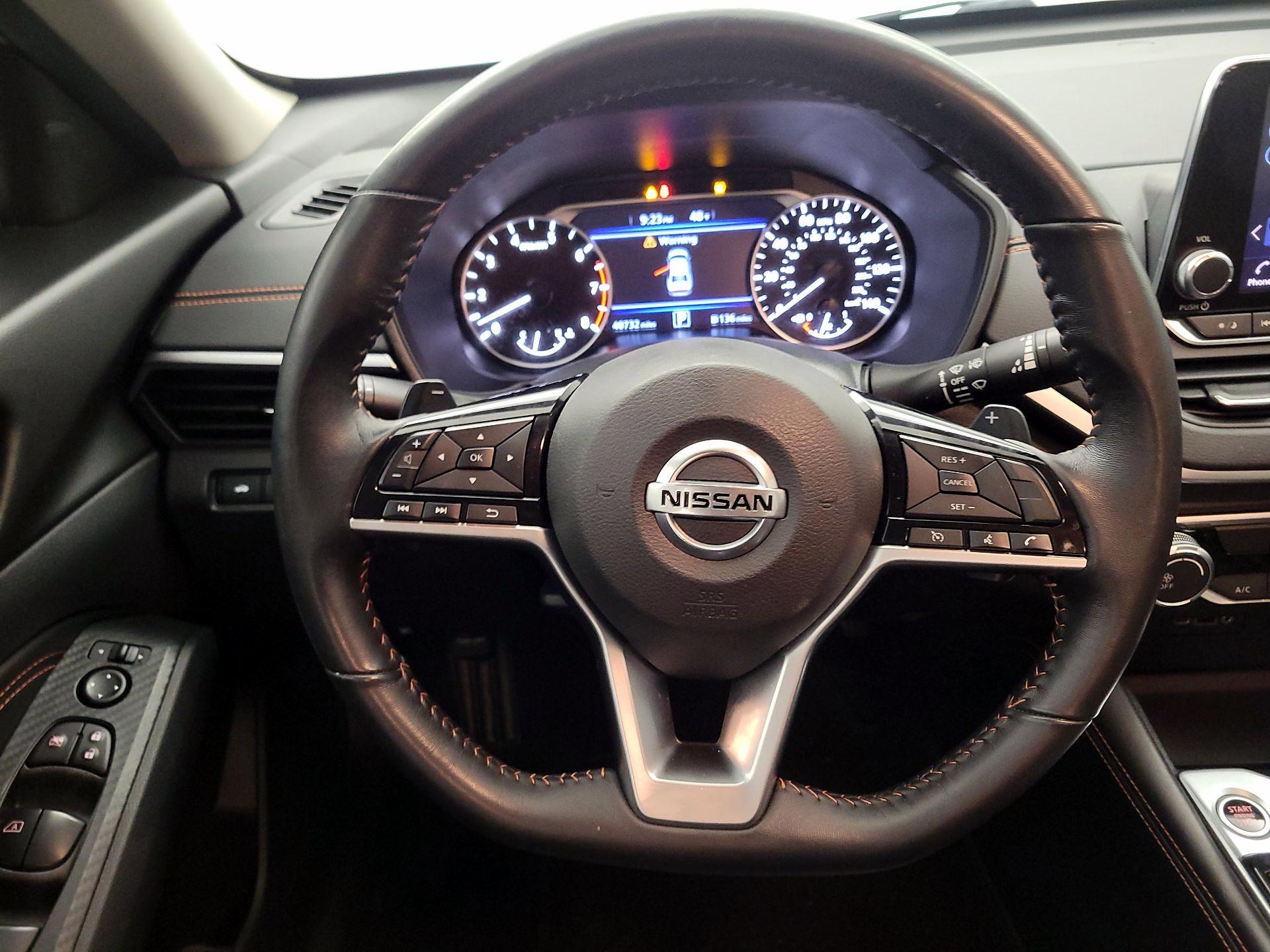 Thumbnail: 2020 Nissan Altima - 10