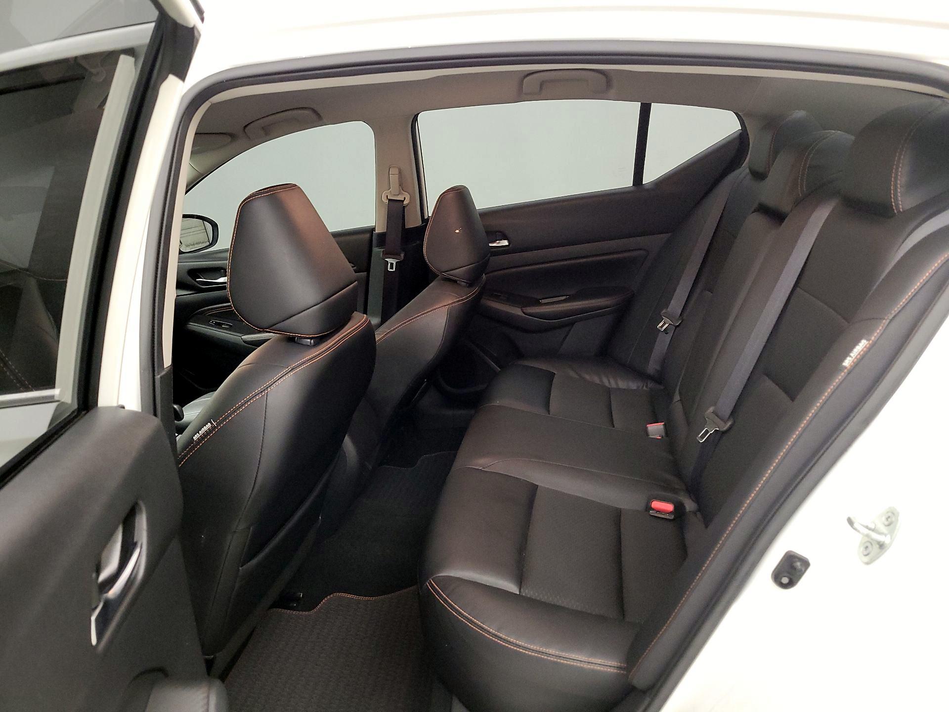 Thumbnail: 2020 Nissan Altima - 19