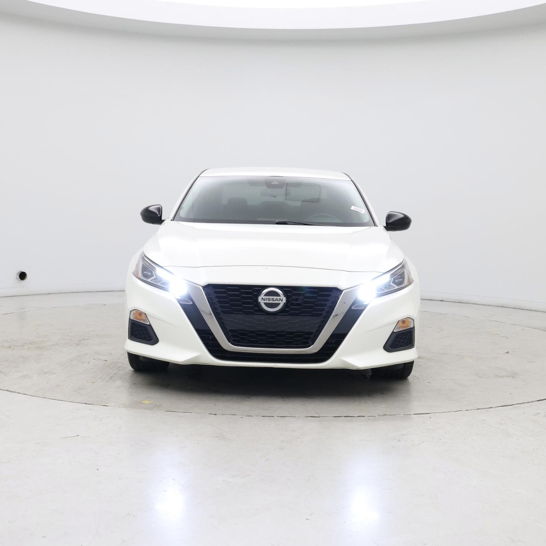 Thumbnail: 2020 Nissan Altima - 5